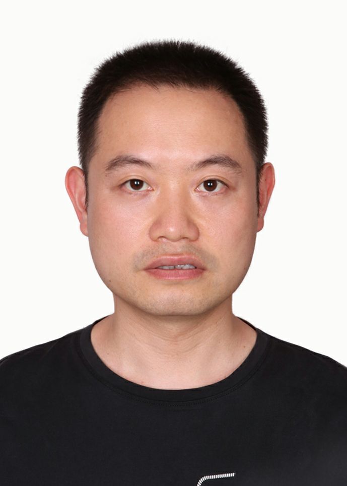 何涛头像