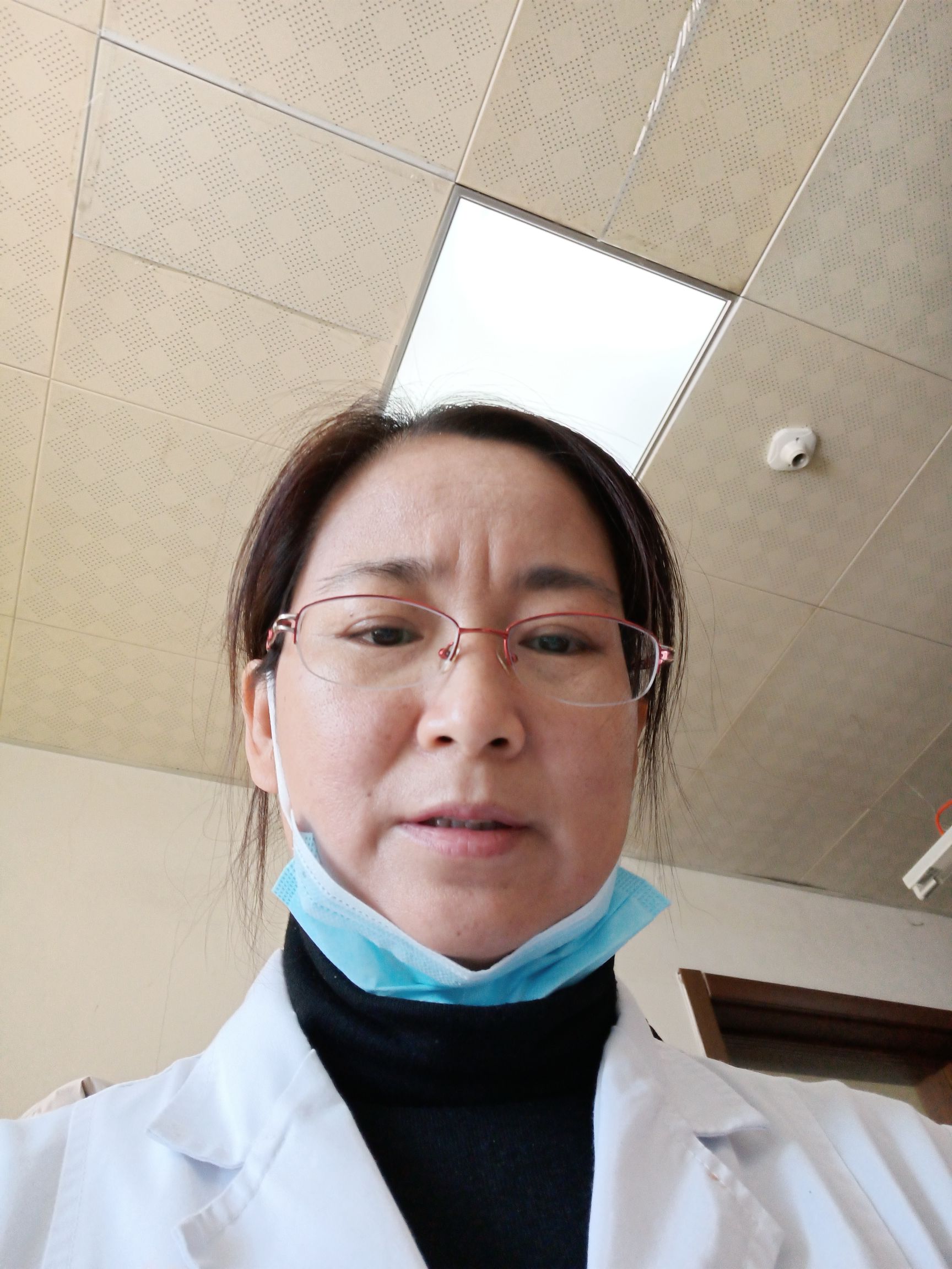 丁红玲头像