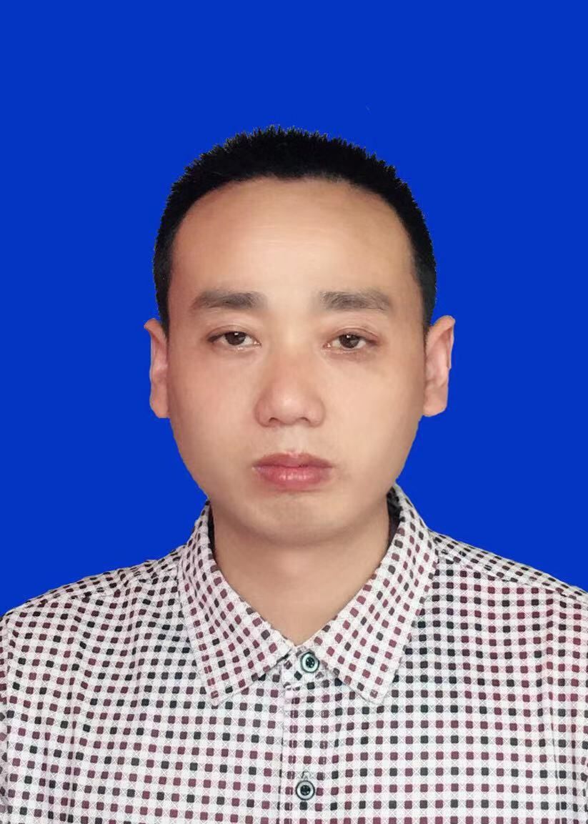 袁益发头像