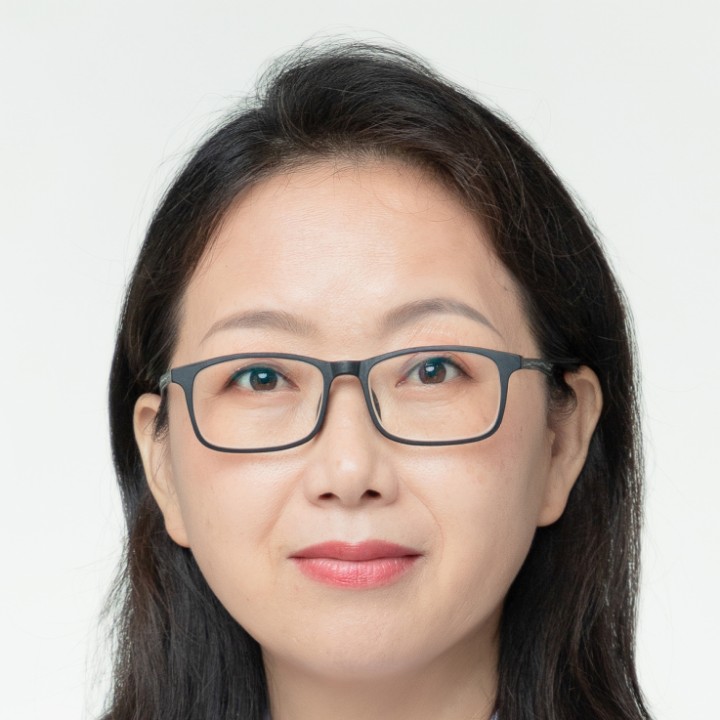 牛向馨妇头像