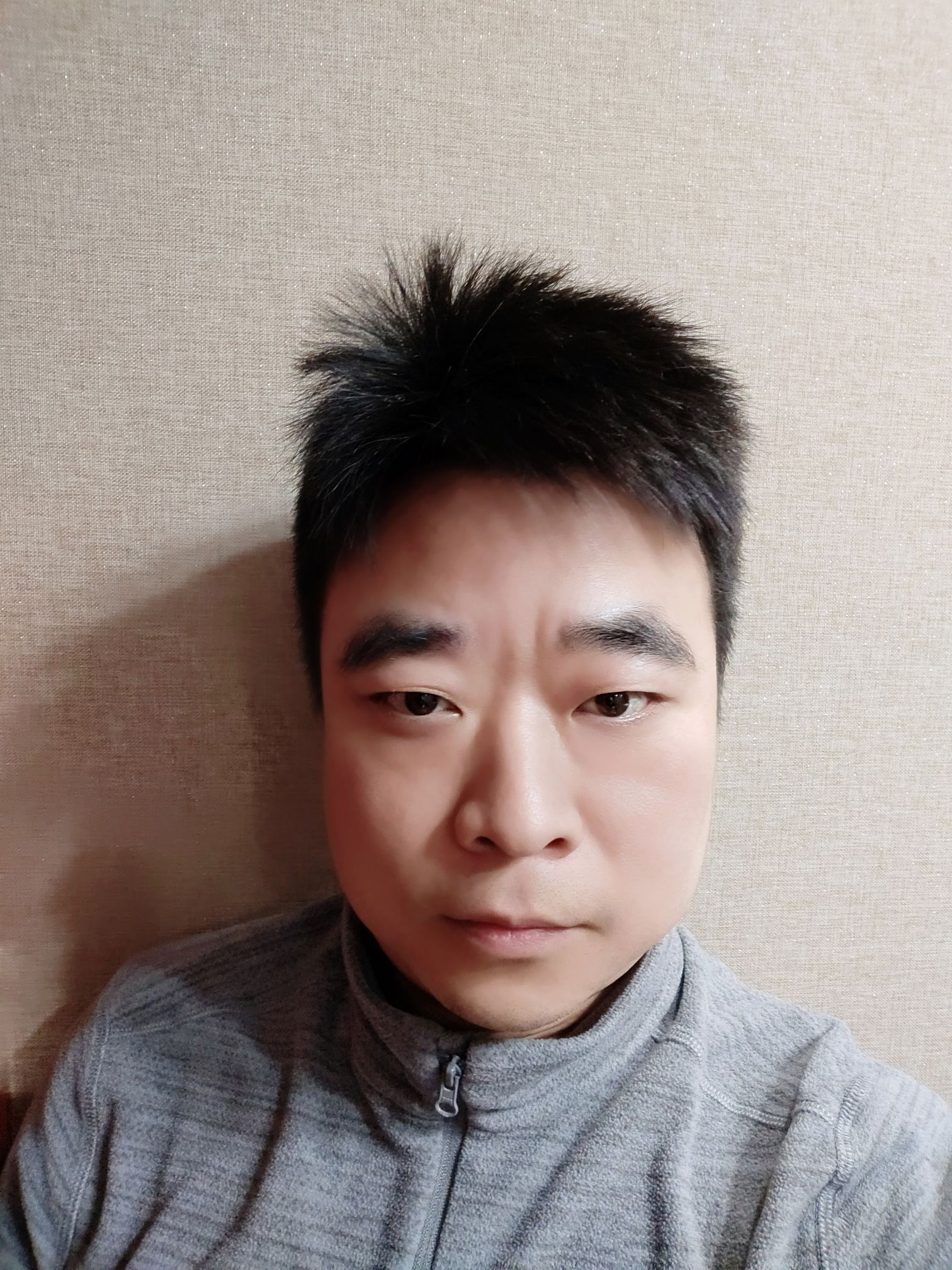 李维头像