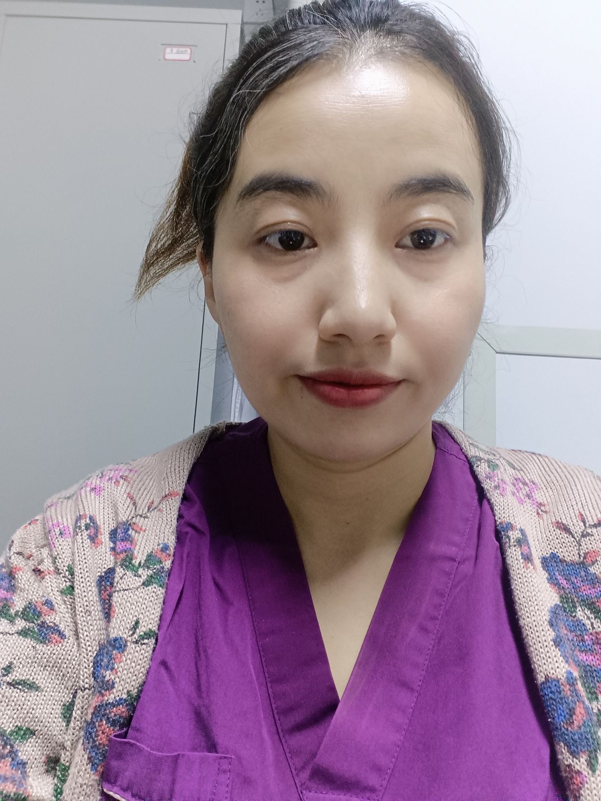 迪丽努尔•米吉提头像