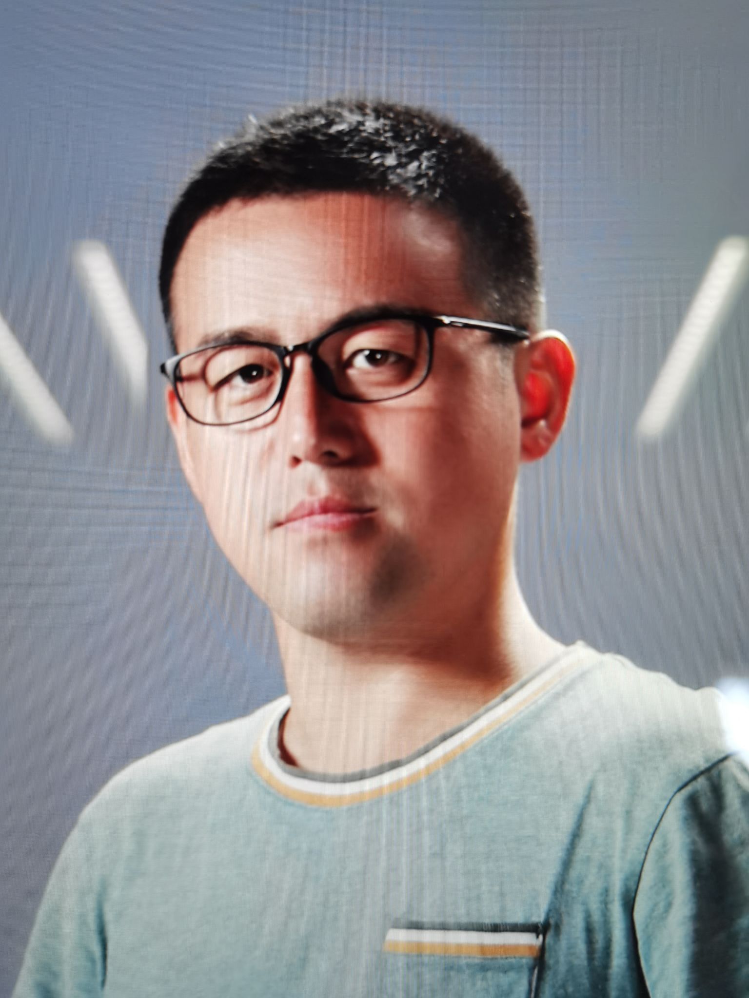 王伟头像