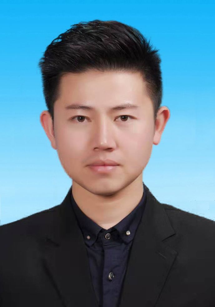 李春岩头像