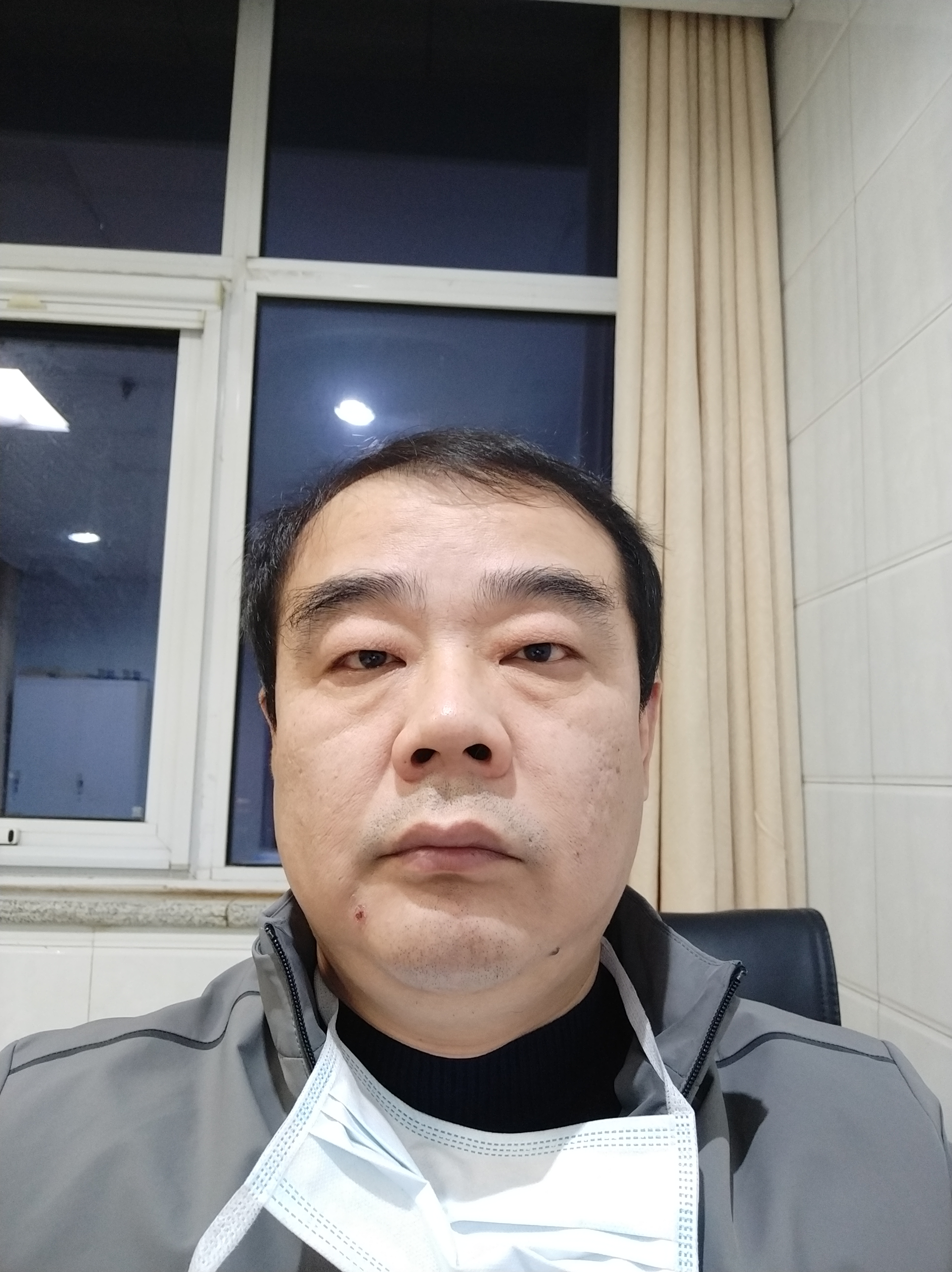 王恩明头像