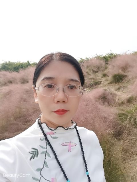 冯刚丽头像