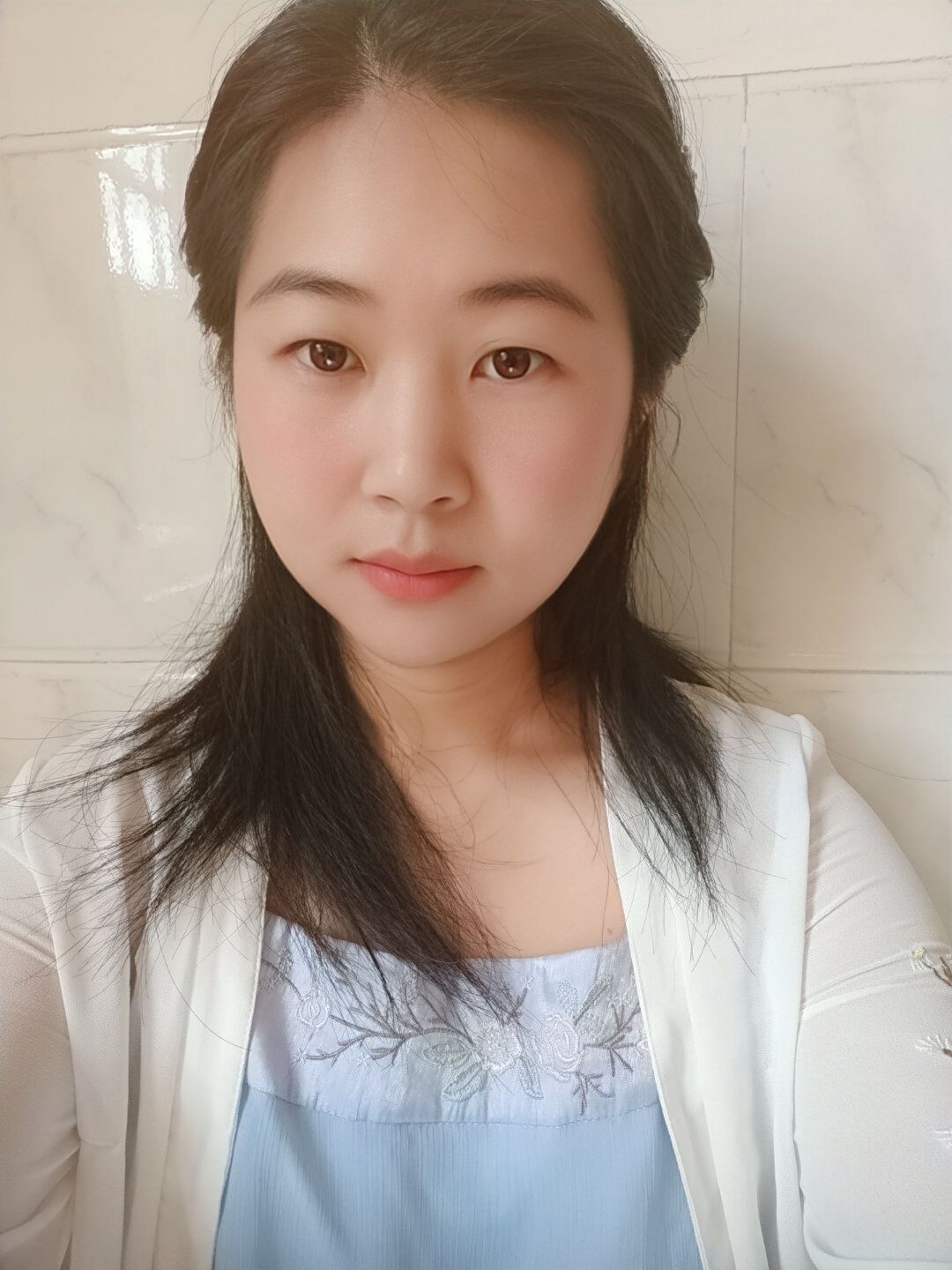 卢国琼头像