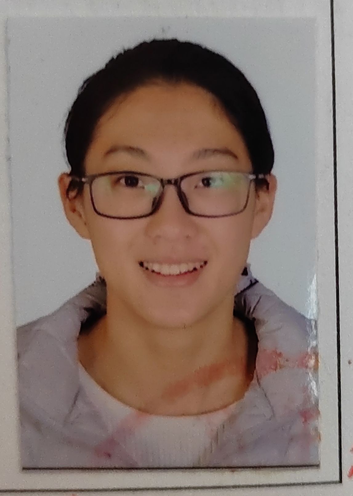 杨婷头像
