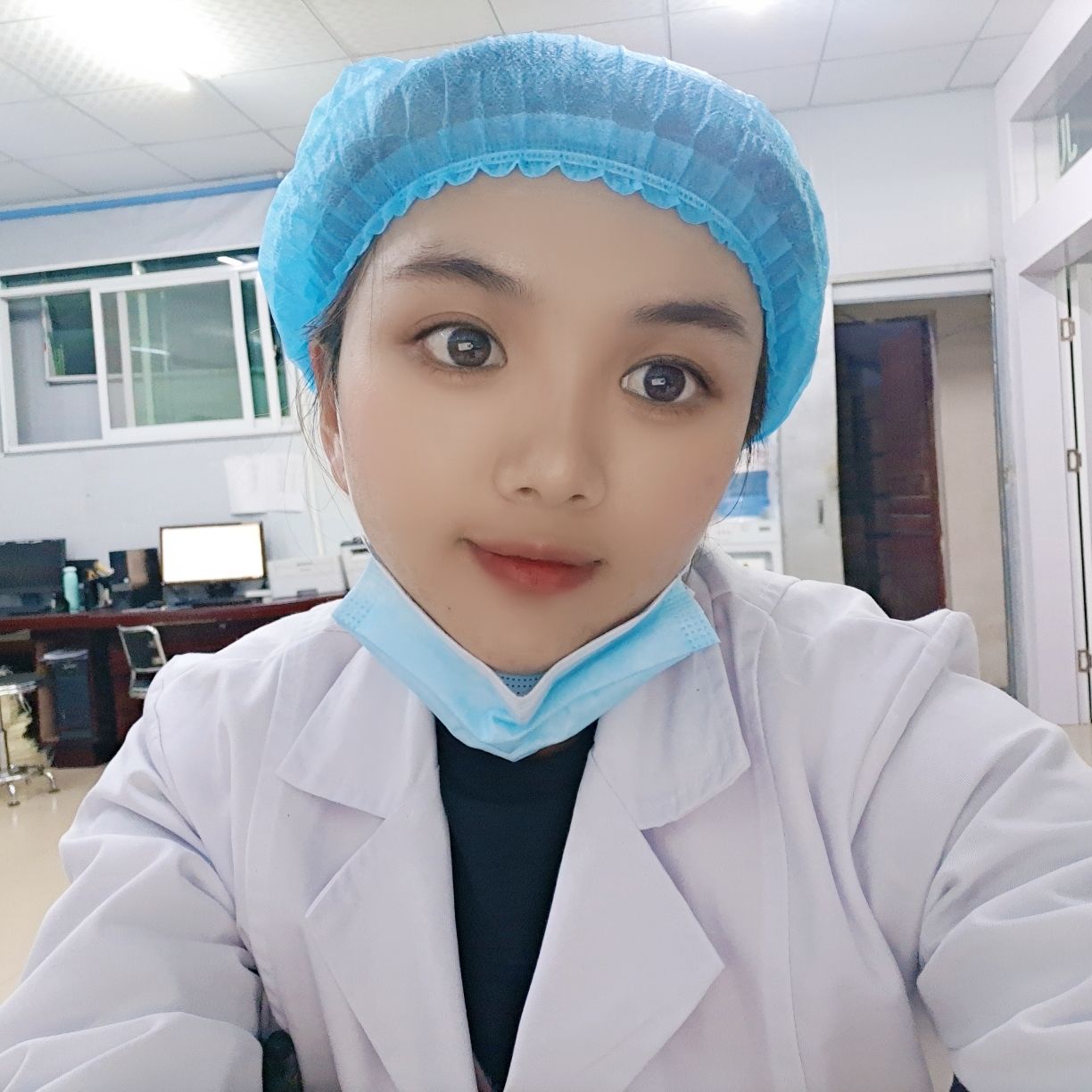 蒙智翠头像