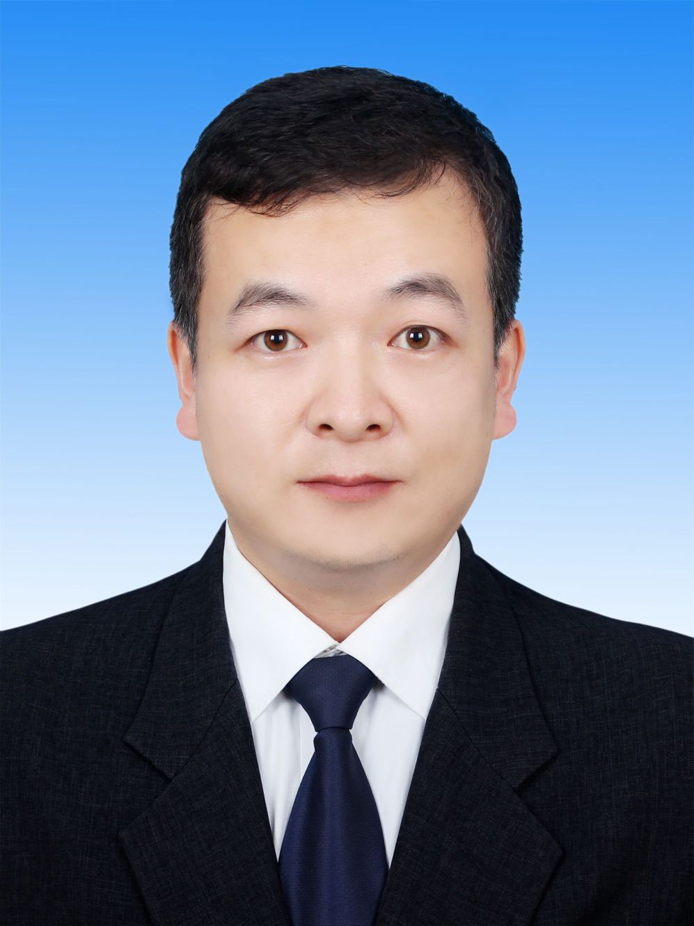 张虎头像