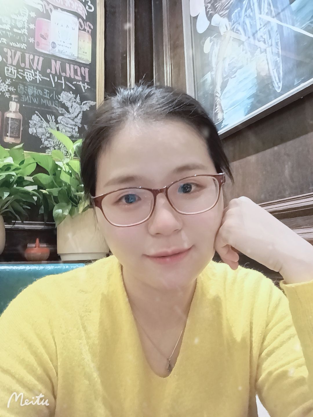 丁文云头像