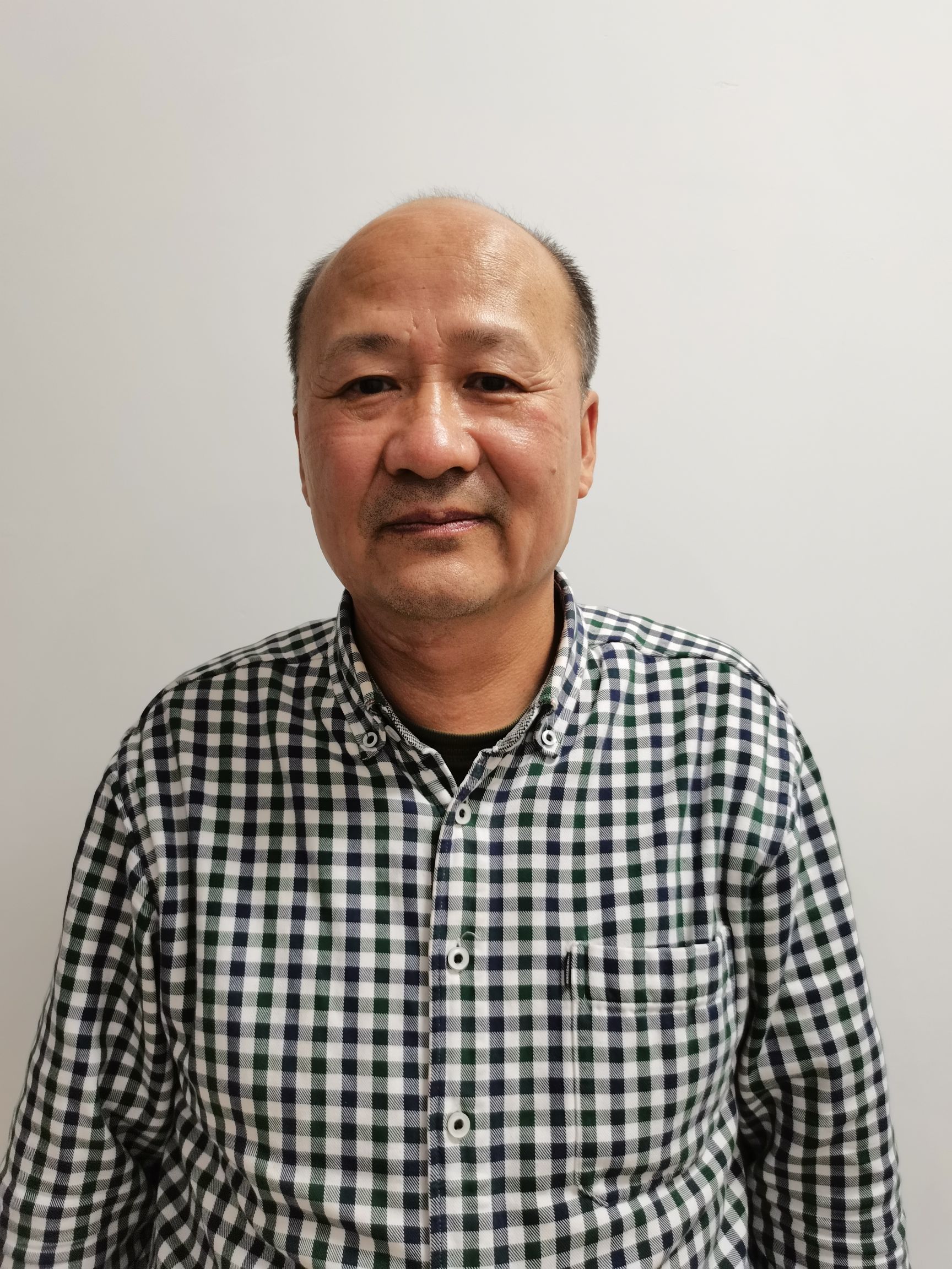 姜云平头像