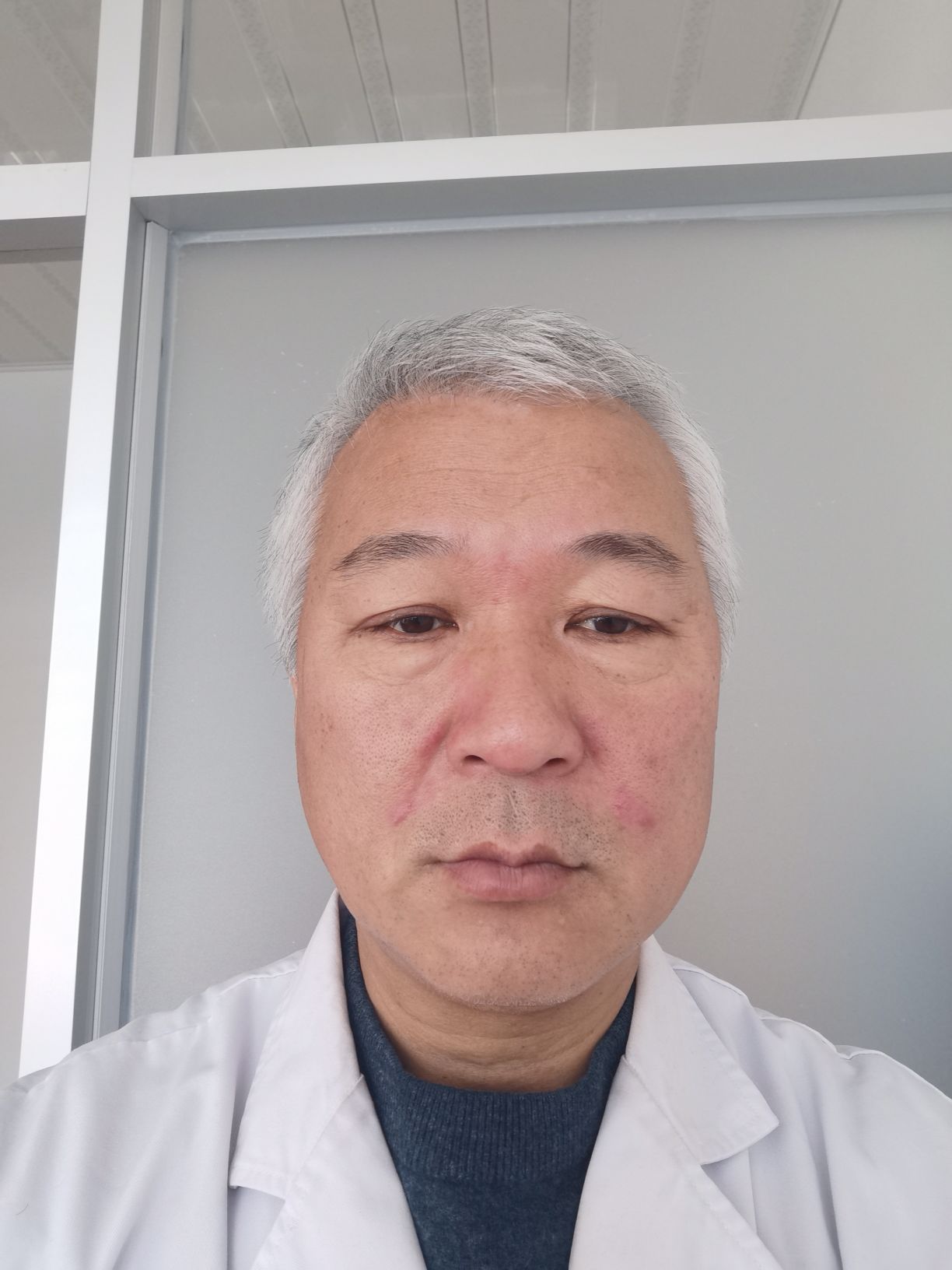 殷刚头像