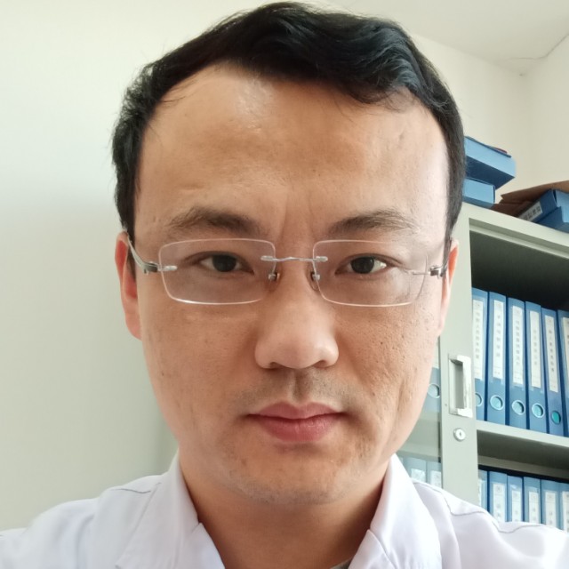 张启龙头像