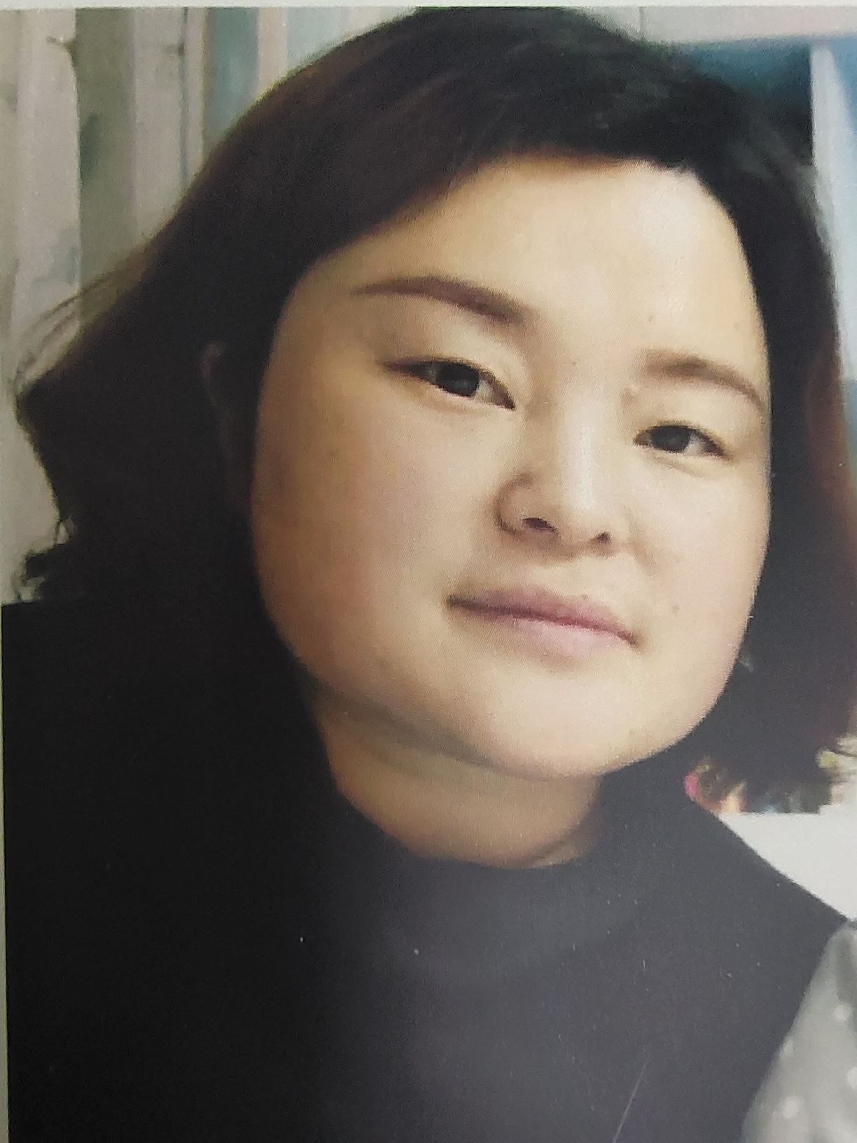 丁振英头像