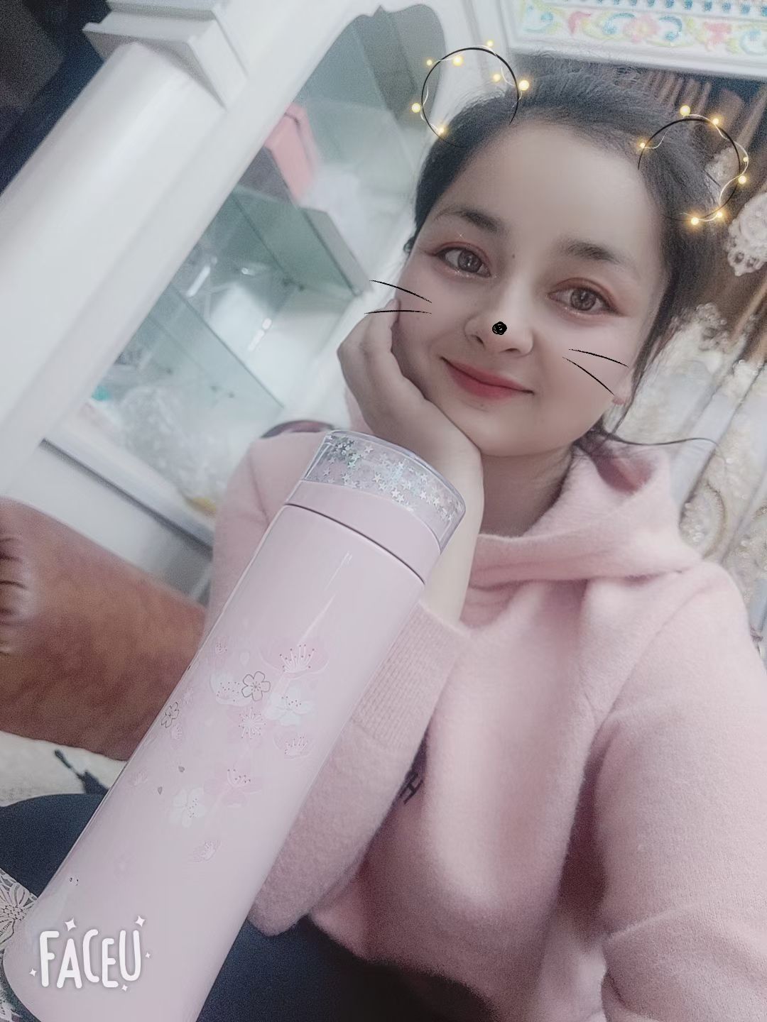 古再丽努尔·图尔贡头像