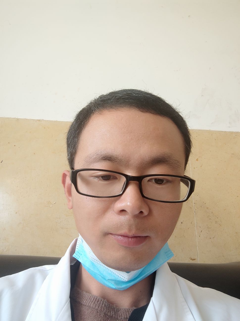 秦盛头像