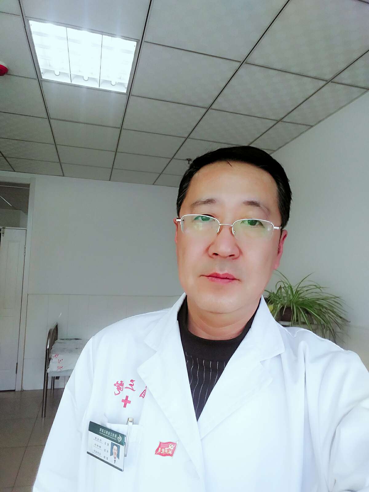 郑成泰头像