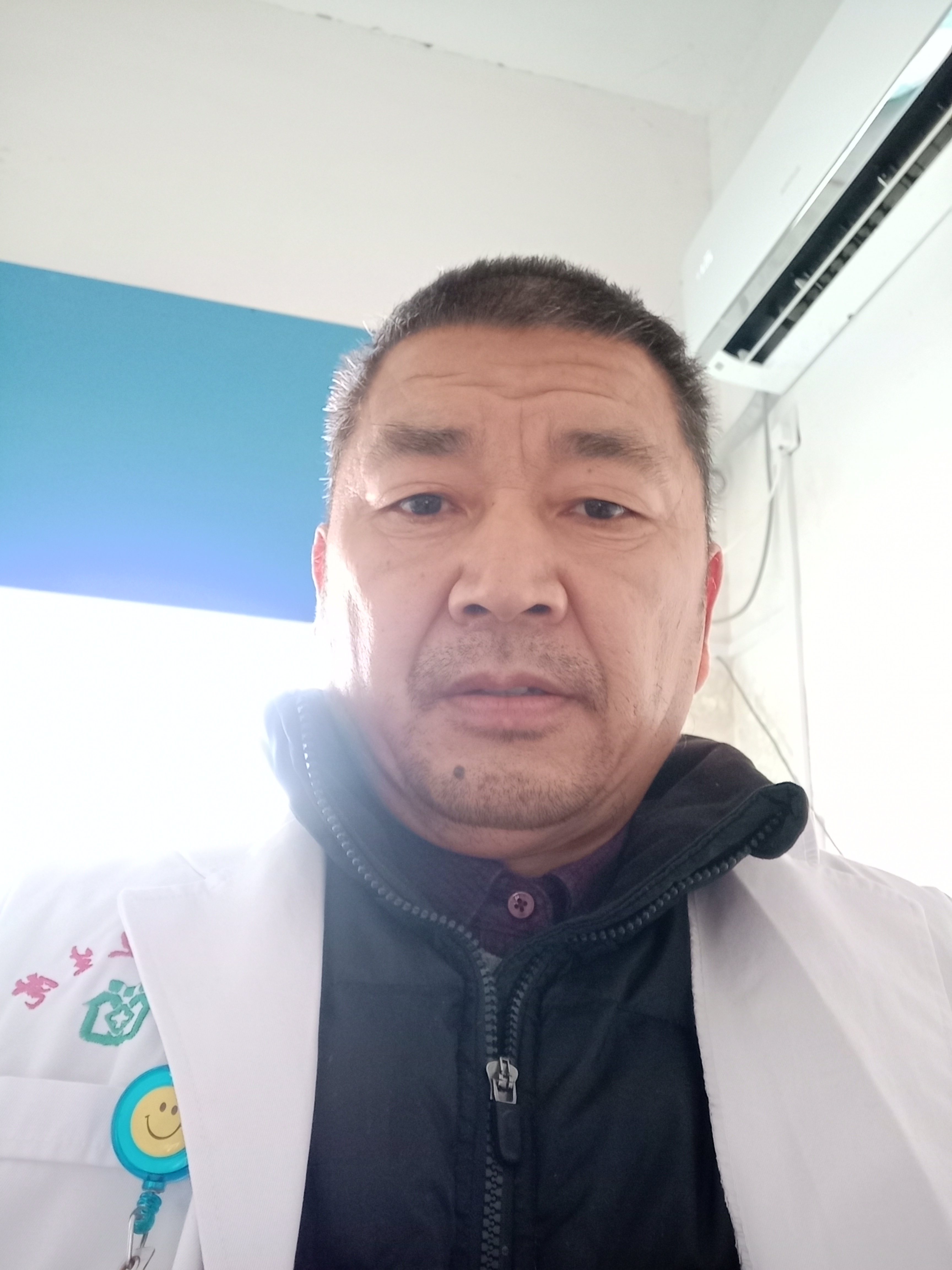 张进海头像