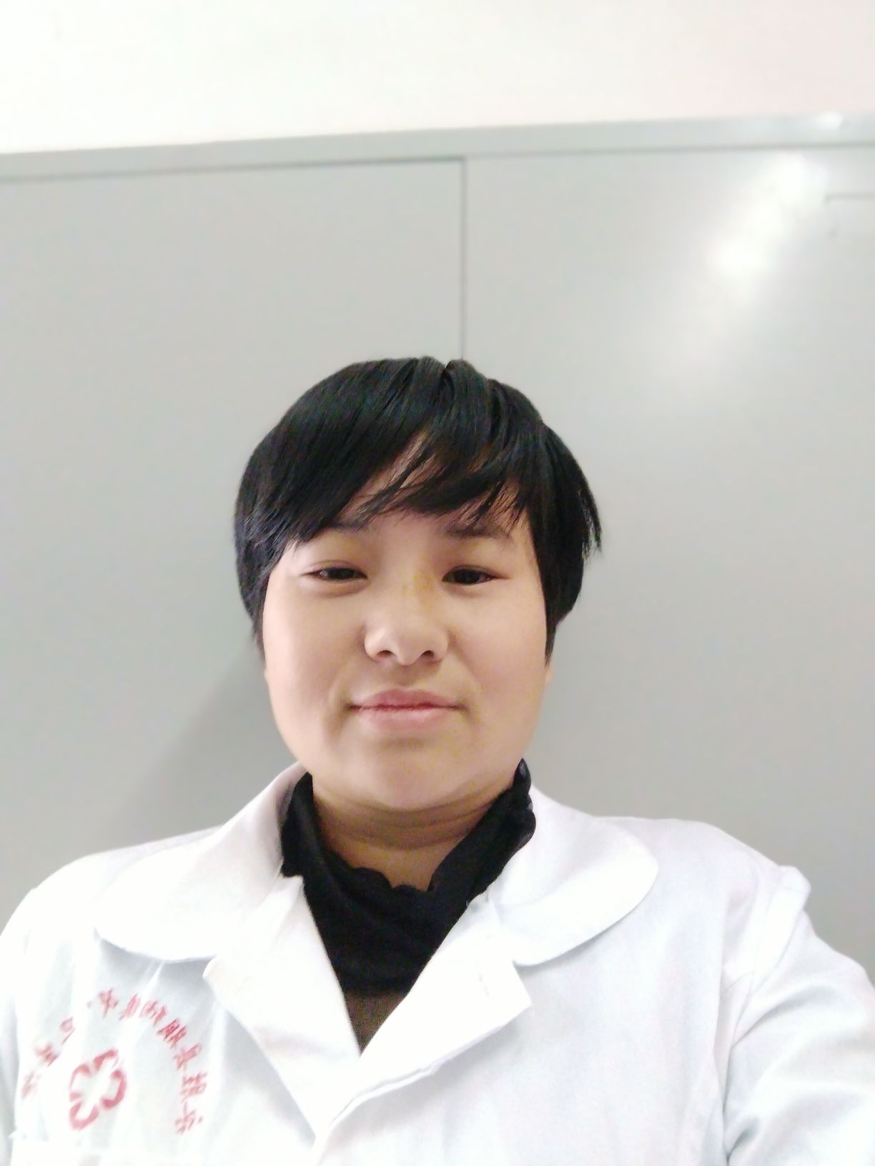 杨秀滢头像