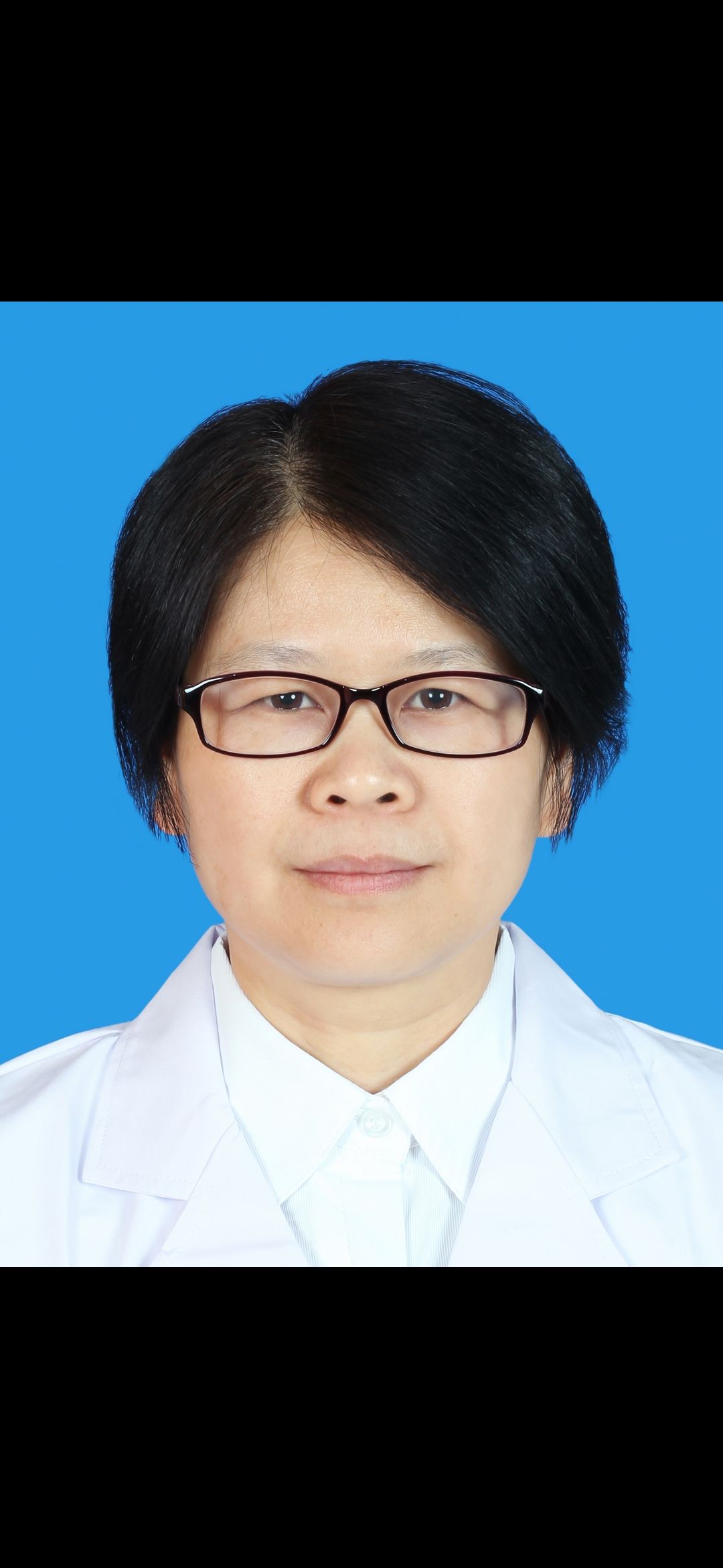 蓝丽双头像