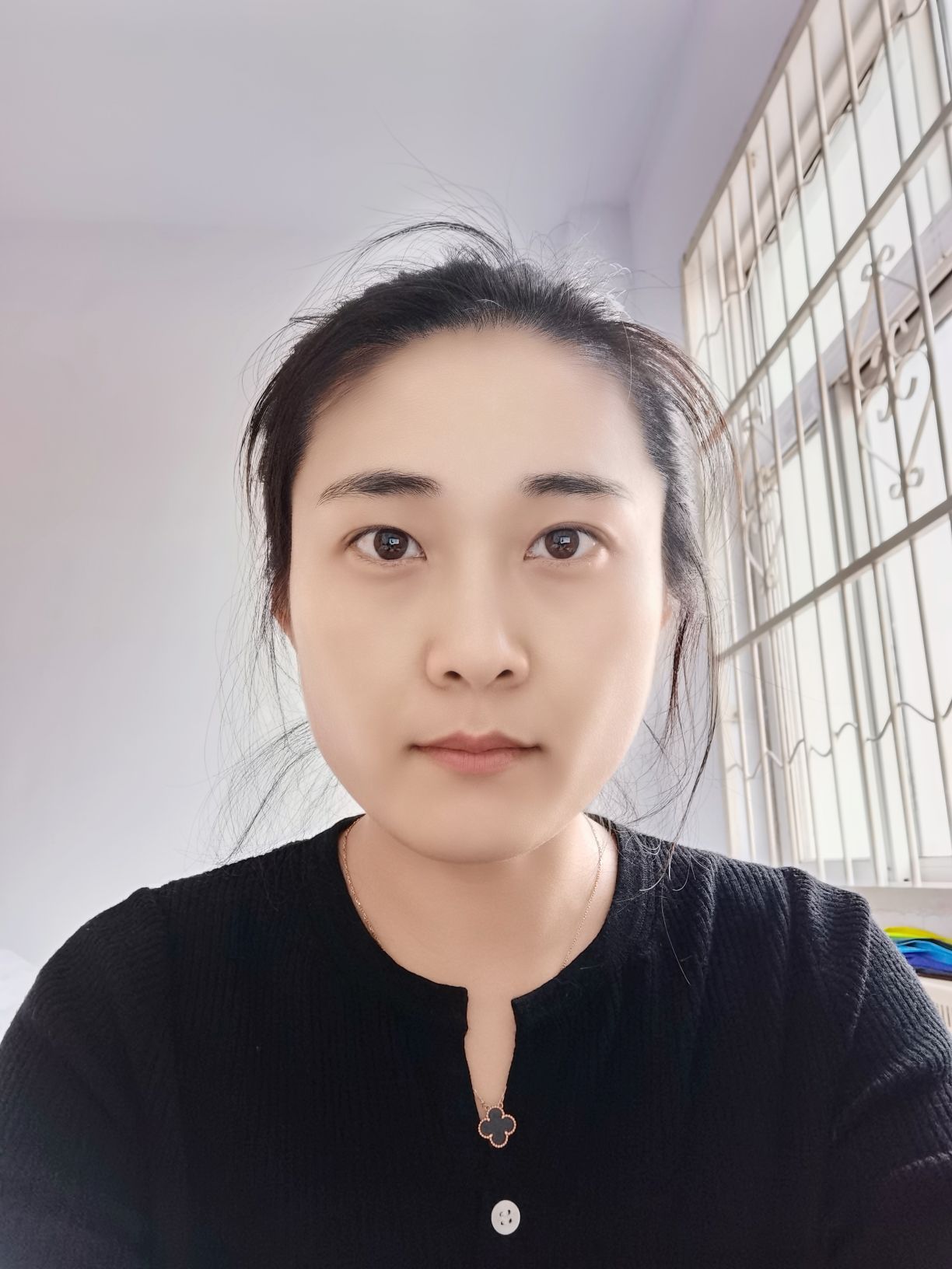 于婷头像