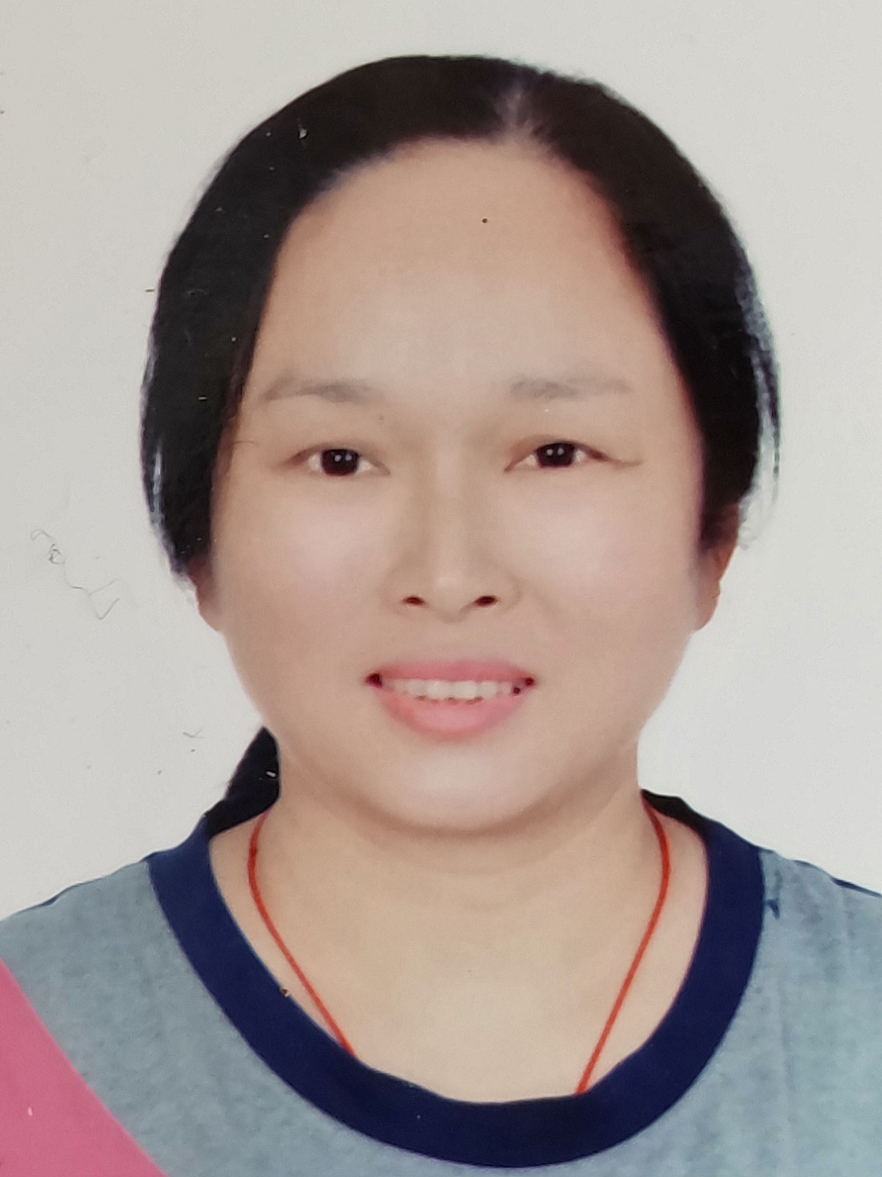 梅红头像