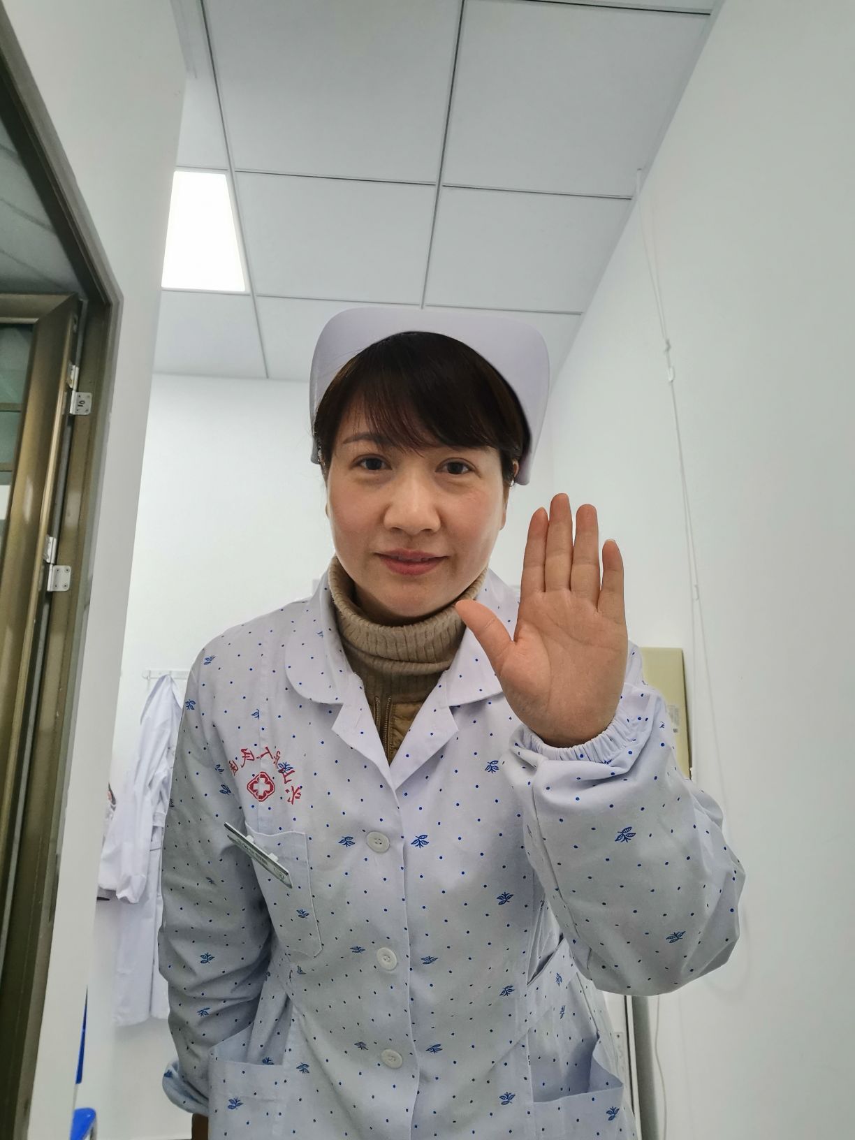 朱应梅头像