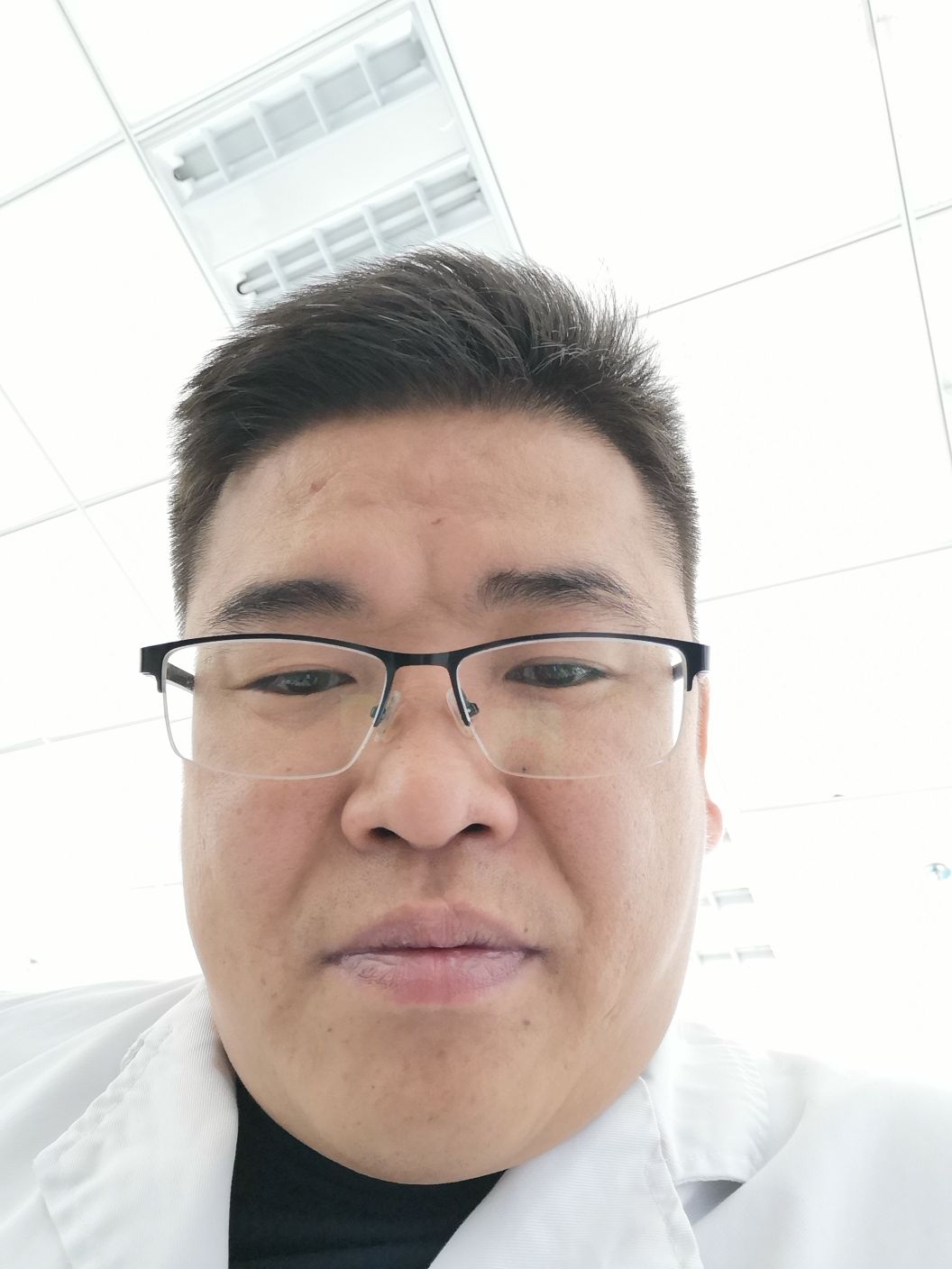 马喜龙头像