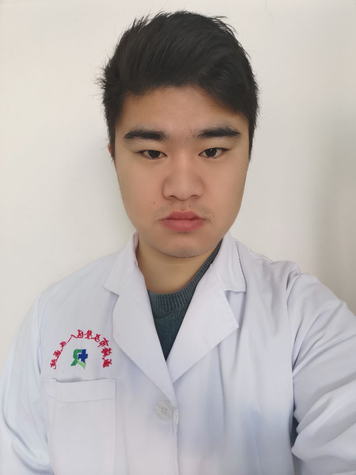 葛毅头像