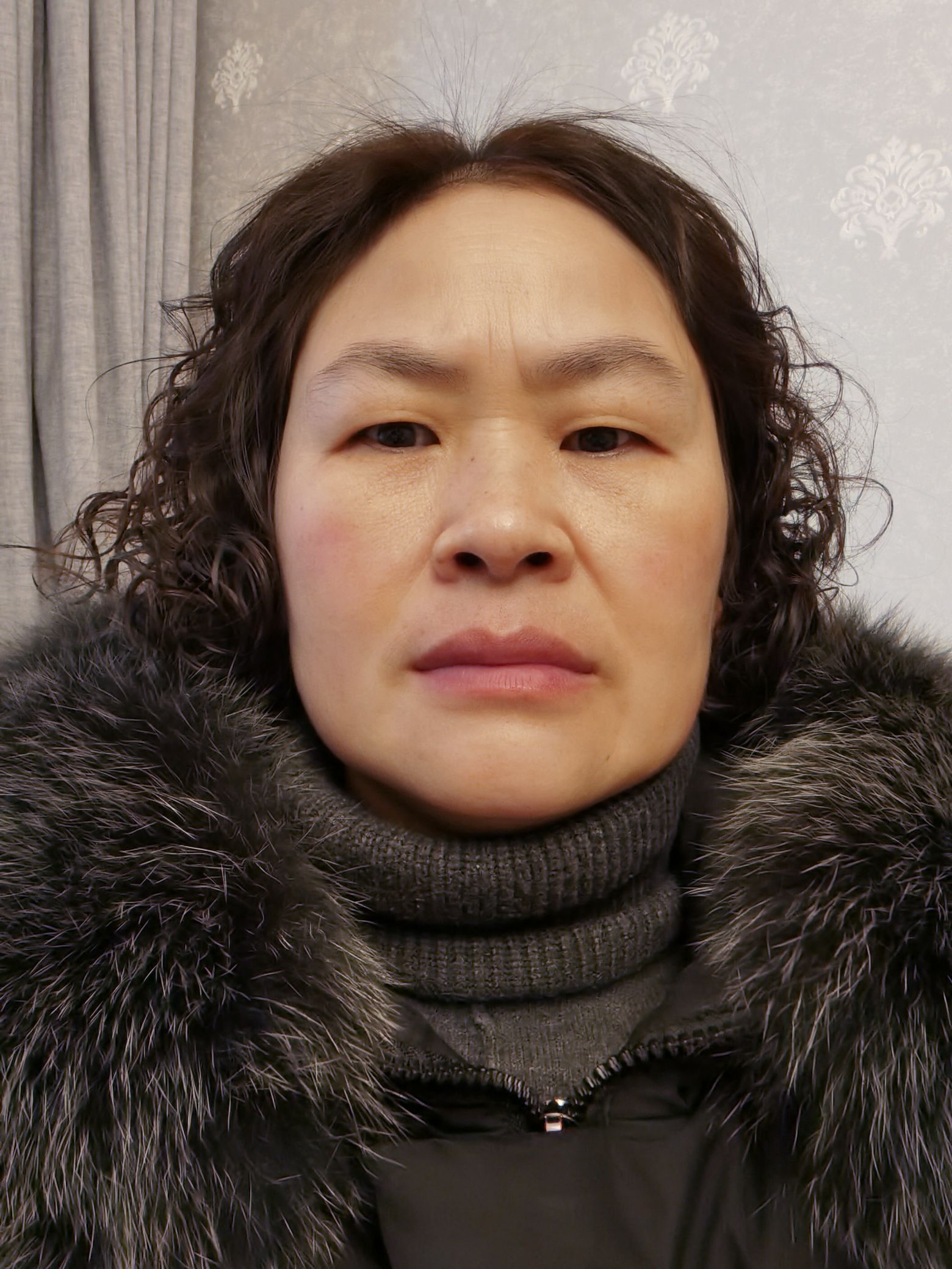 余华英头像