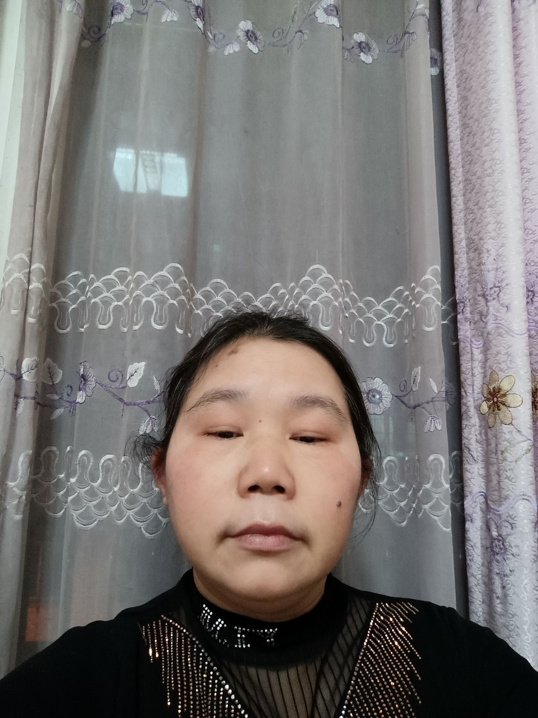 龙昭平头像