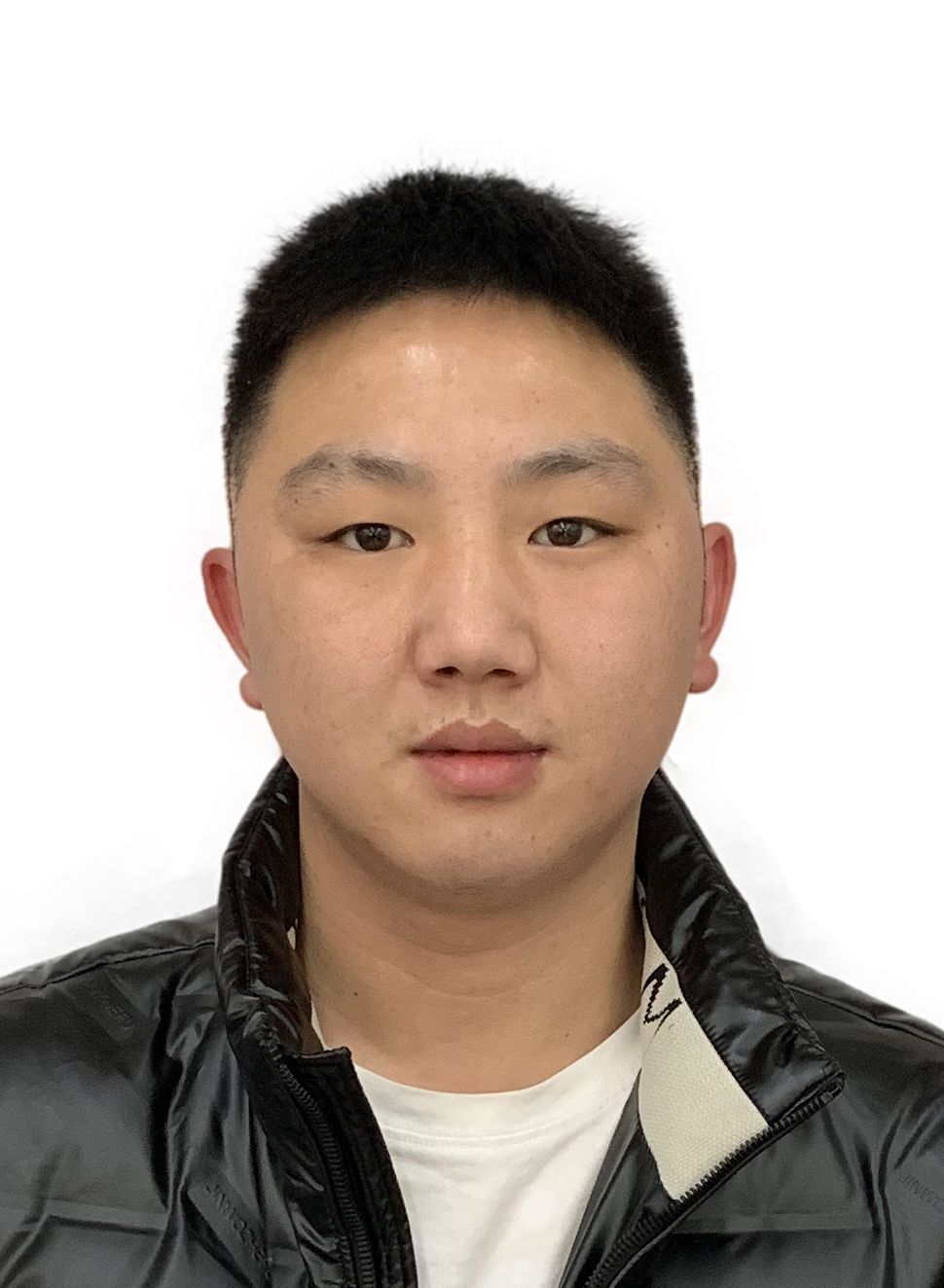 张臣头像