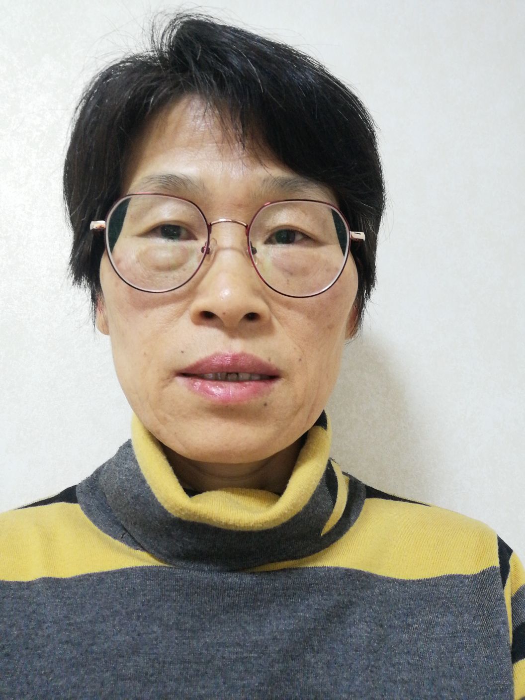 王再英头像