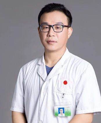 张刚头像