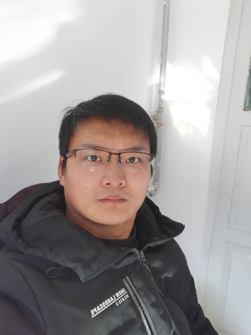 罗权头像