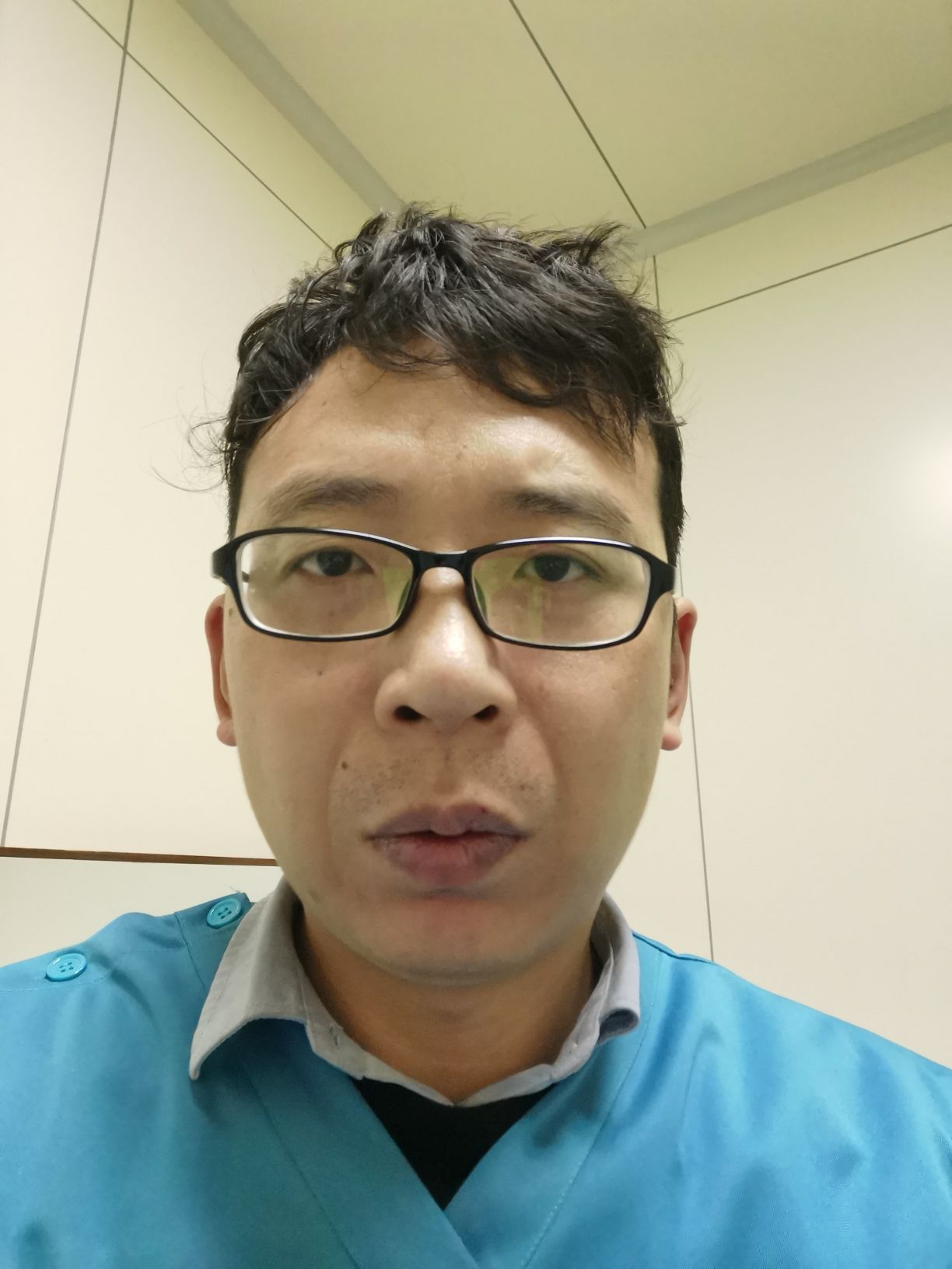 庞连军头像