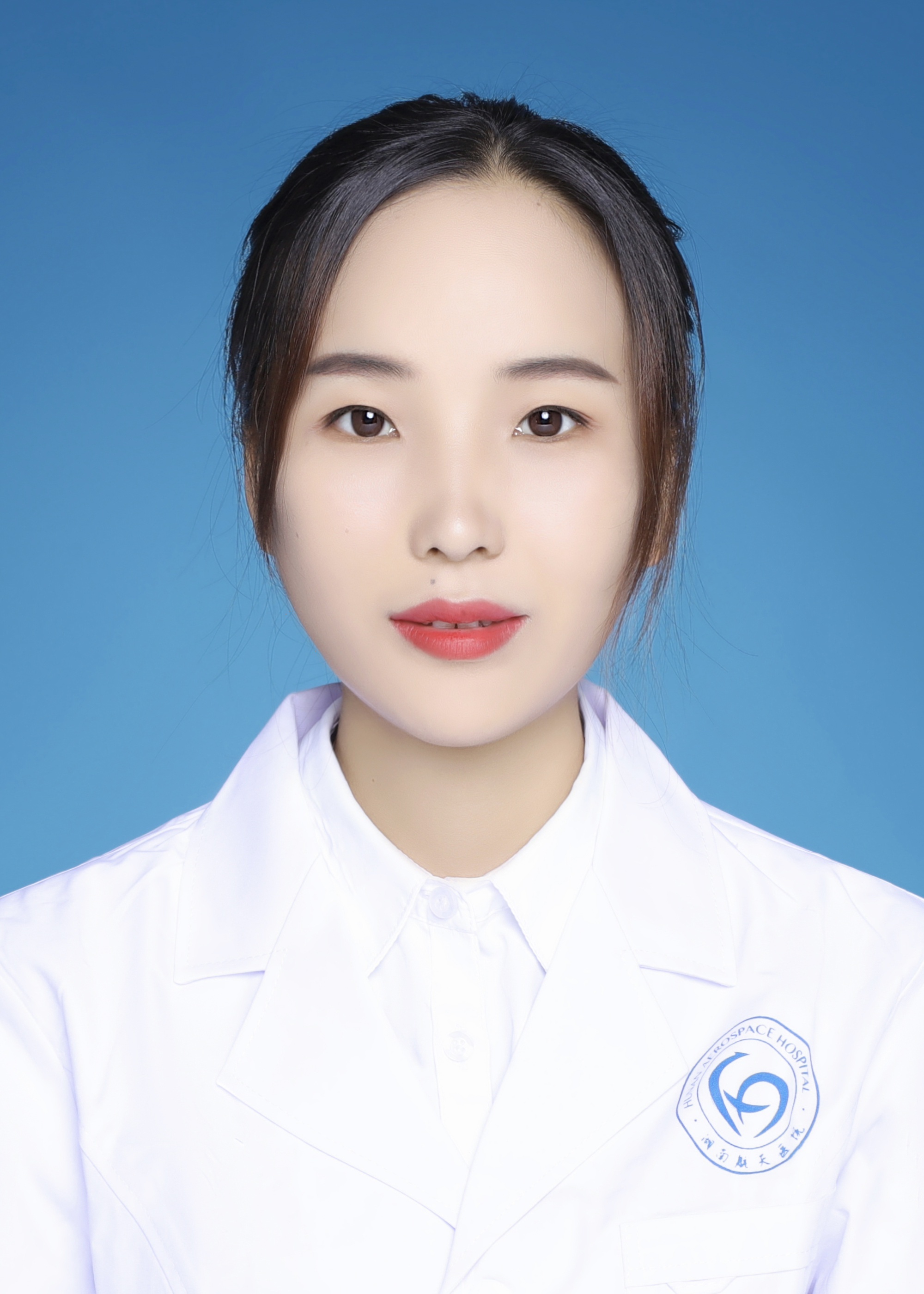 梁小花头像