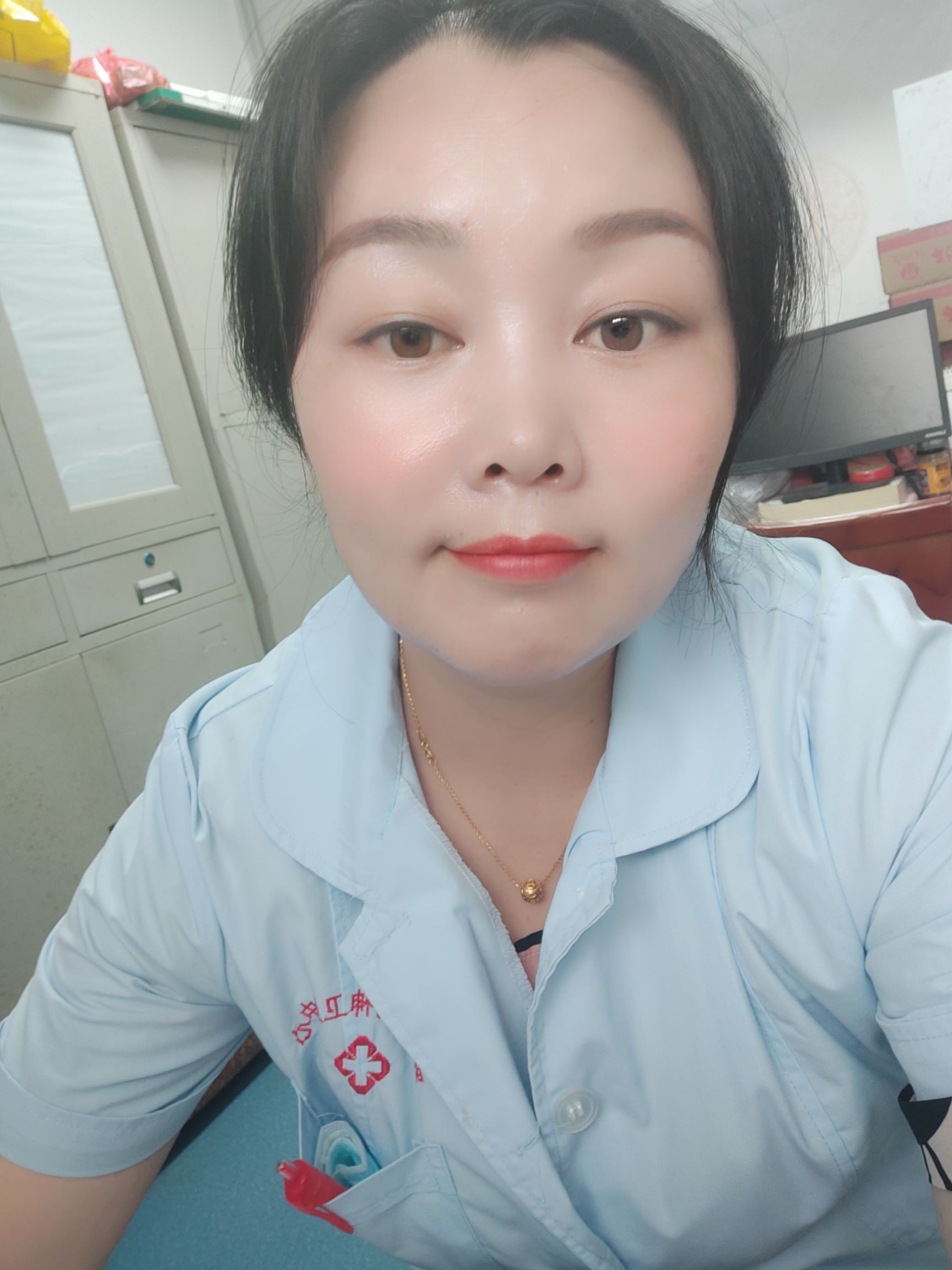 朱珍头像