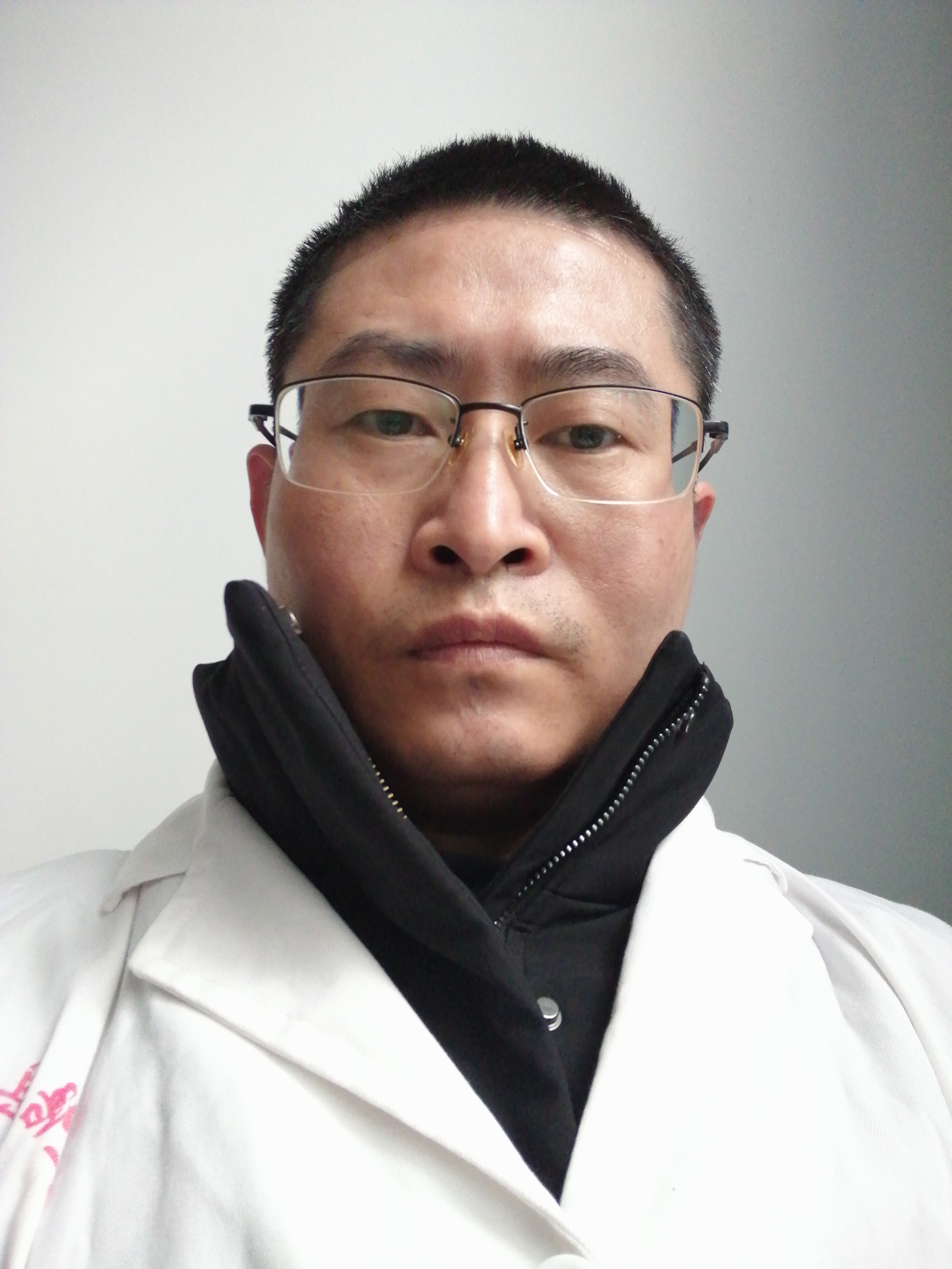 胡克乾头像