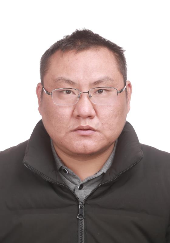 李万龙头像