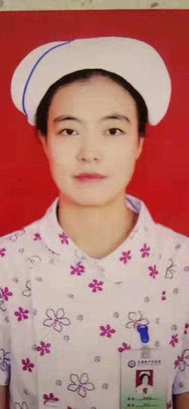 唐柏英头像