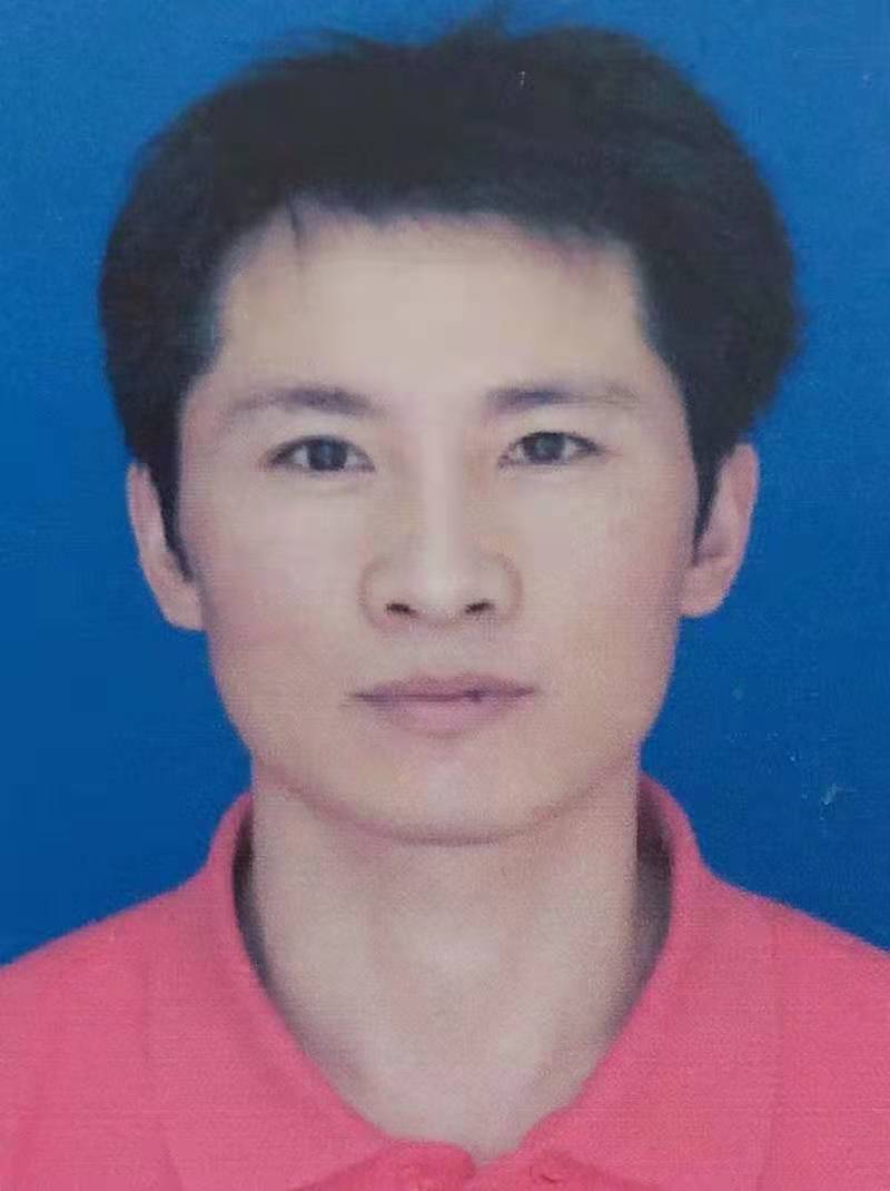 严炎头像