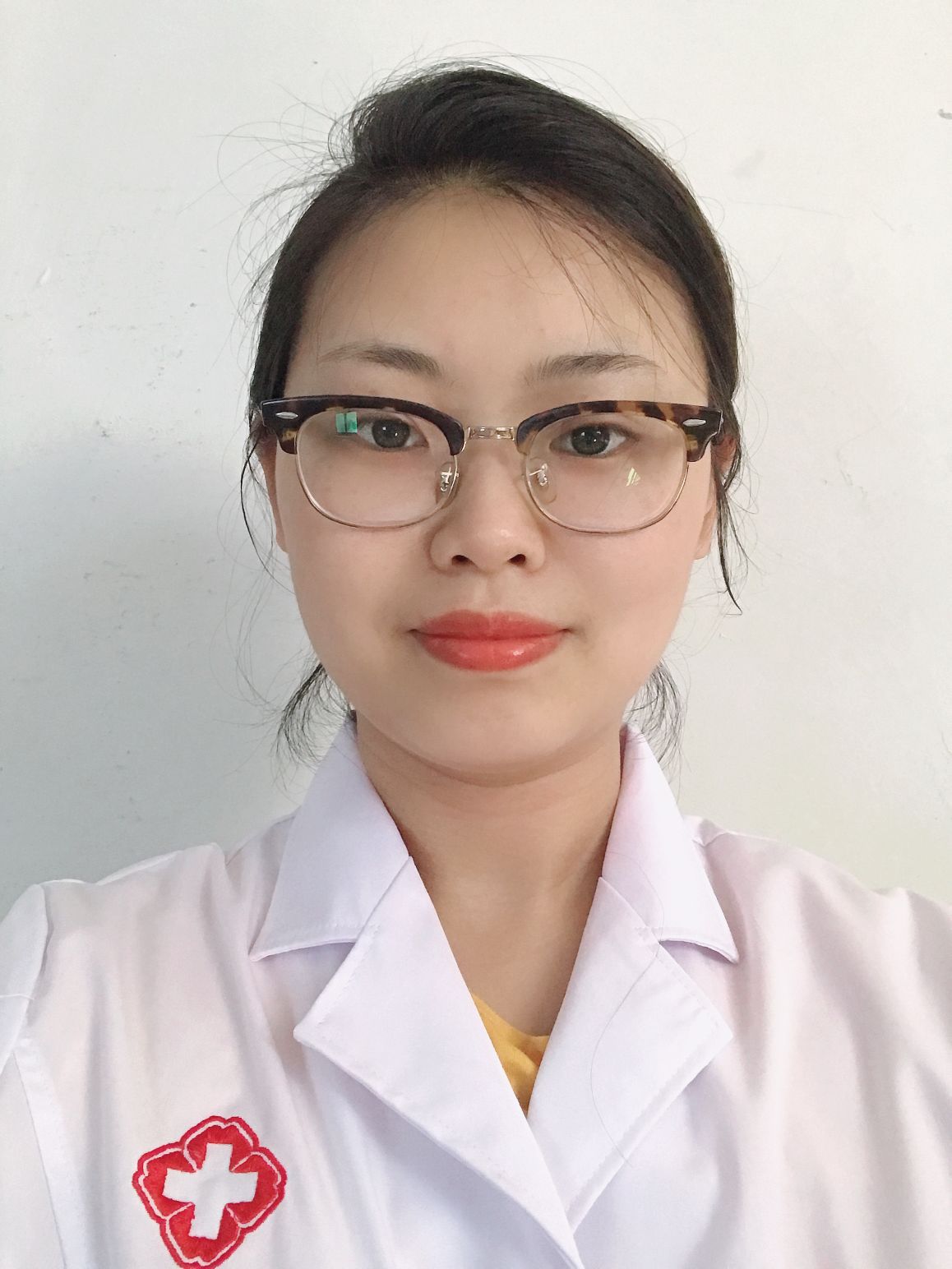 庄计娜头像