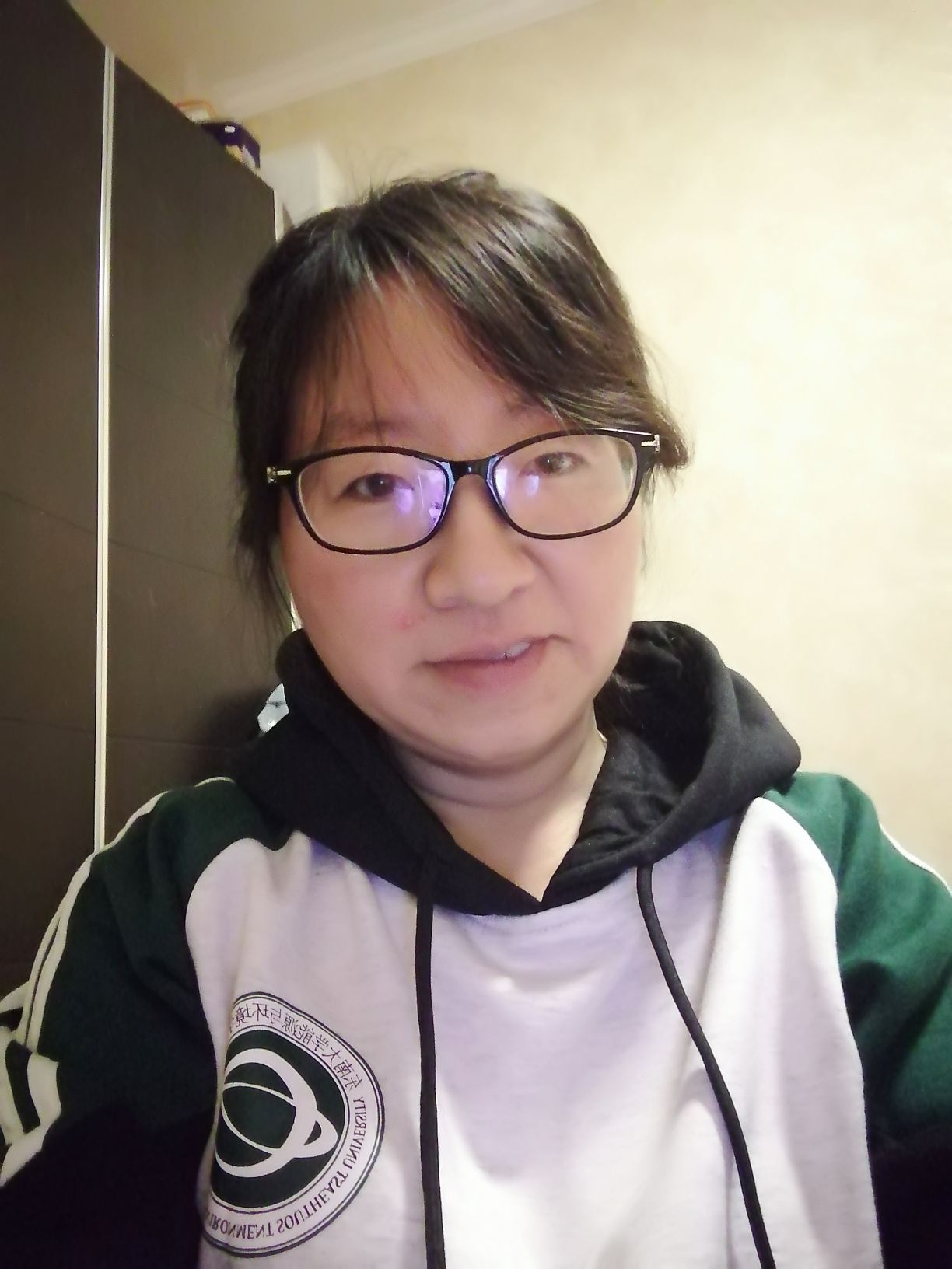 潘春菊头像