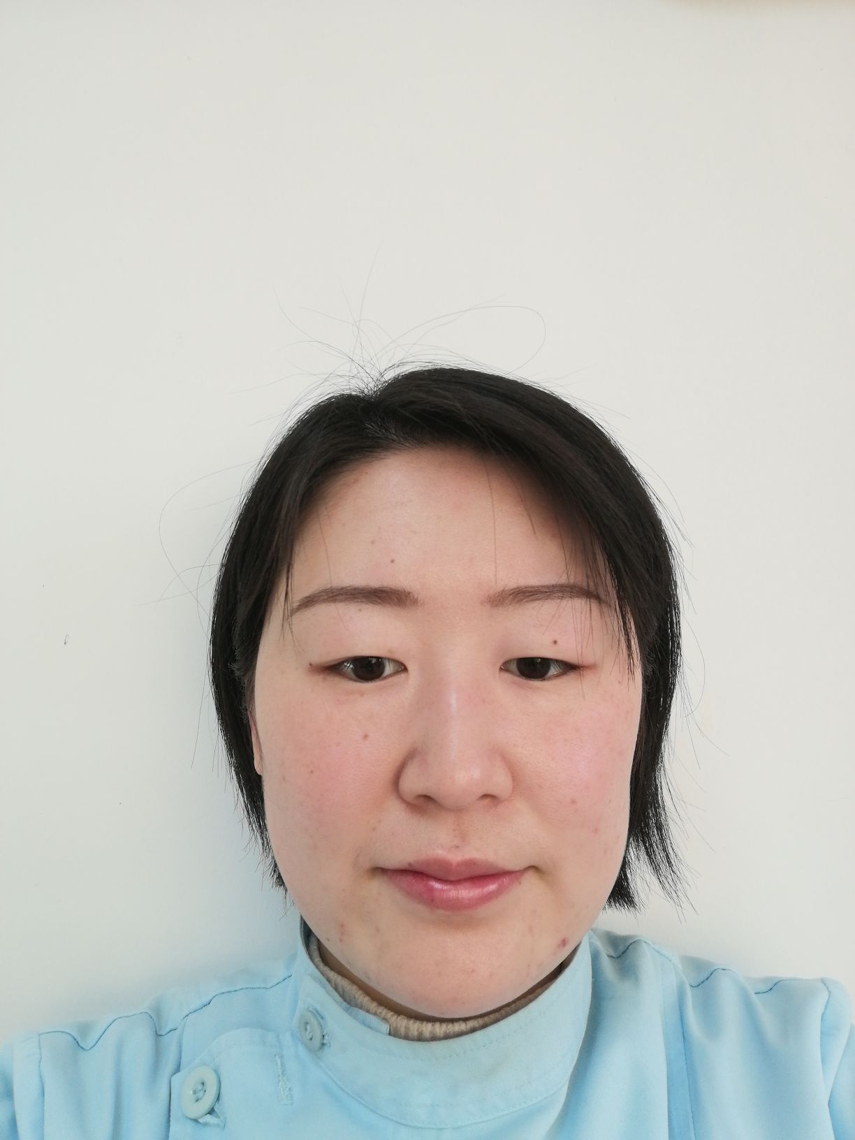 张晨楠头像