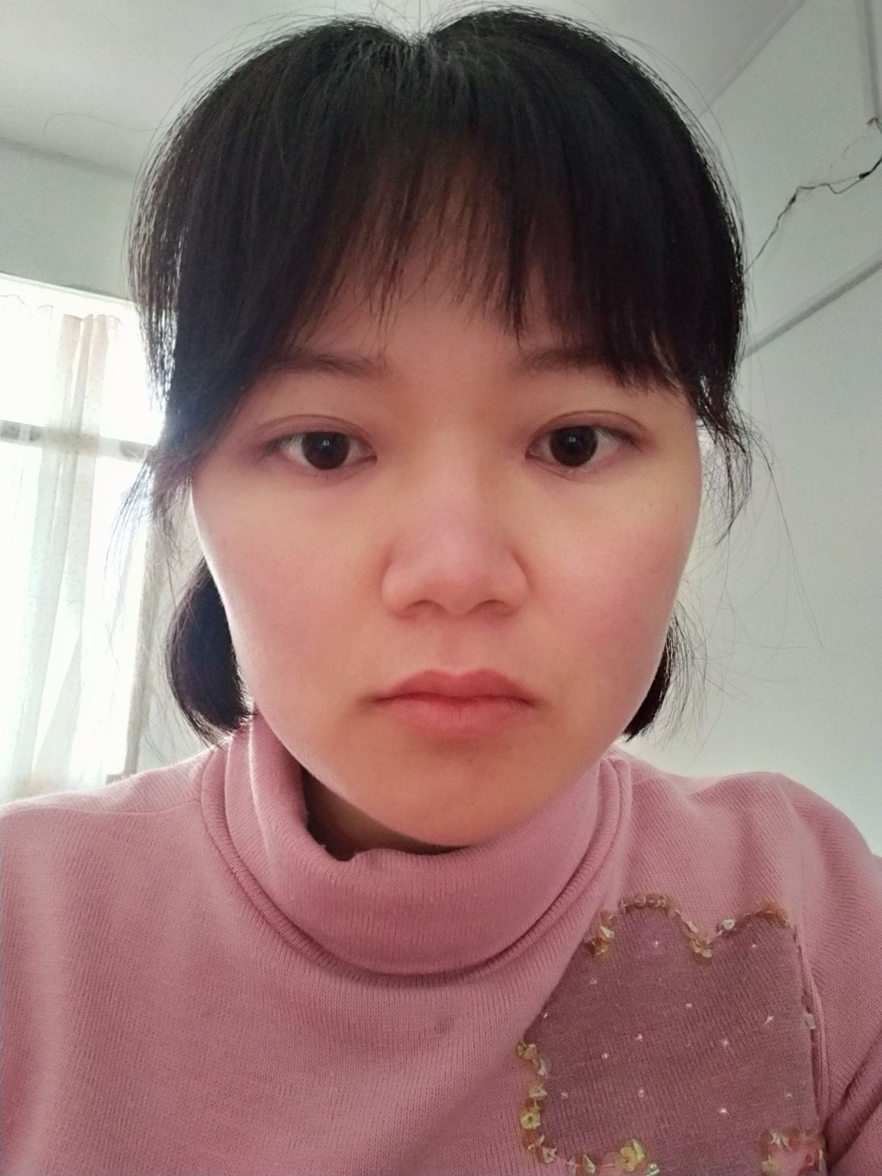 唐婷婷头像