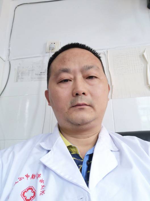 杨远球头像