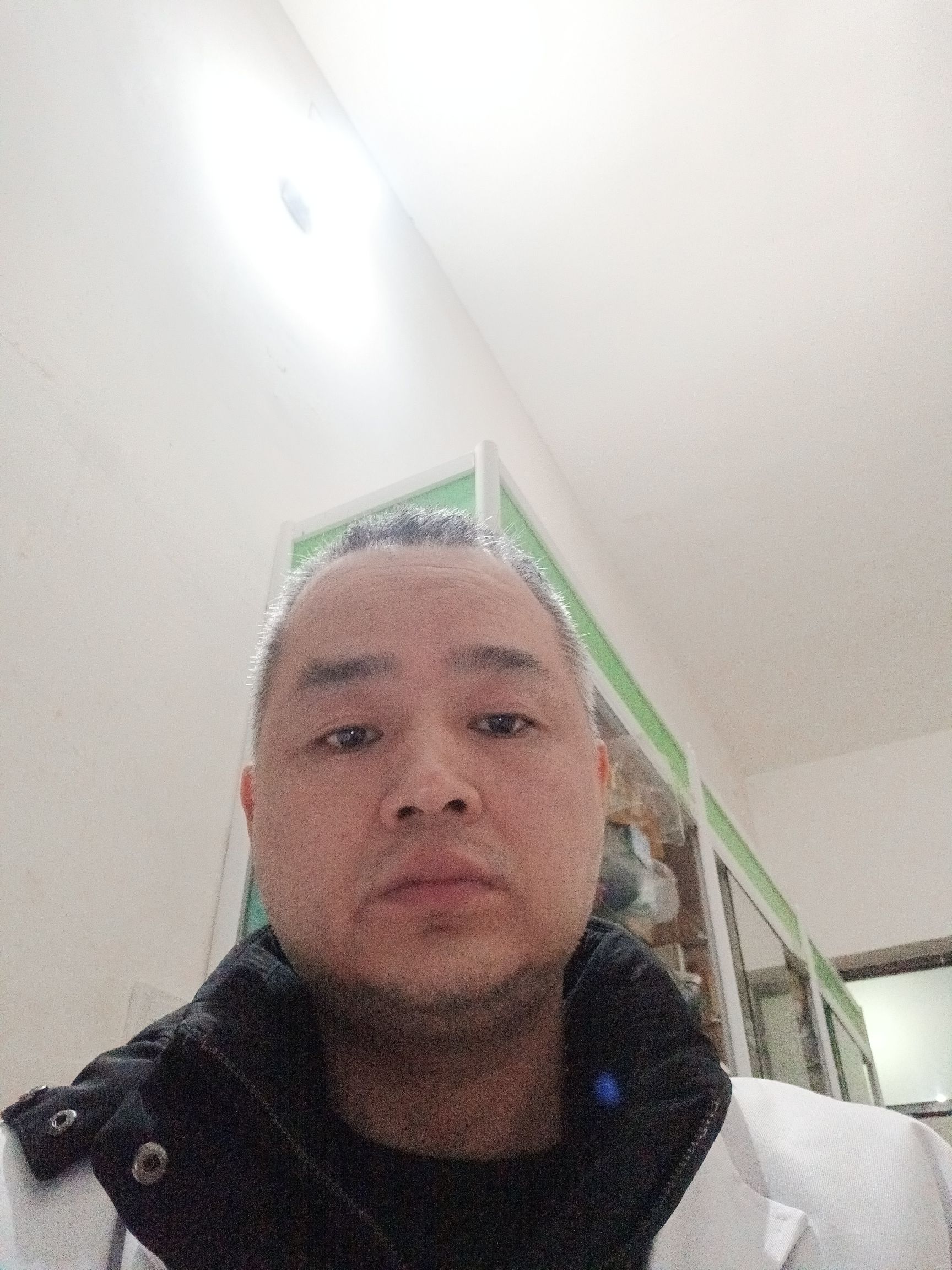 徐正东头像