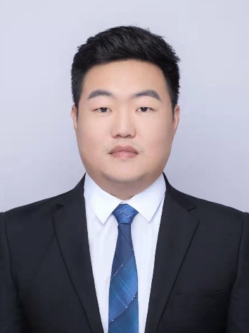 孙真头像